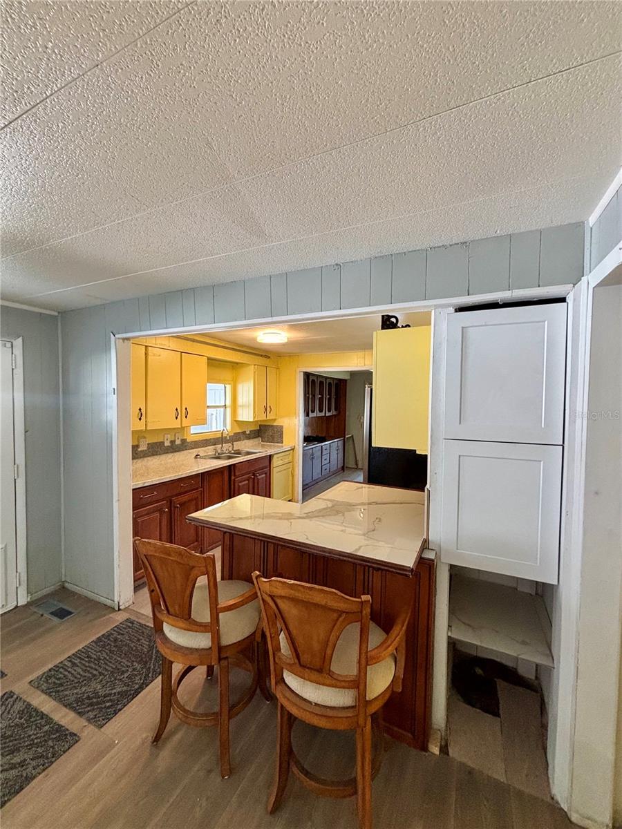 Image 8 of 34 For 1226 Country Club Lane