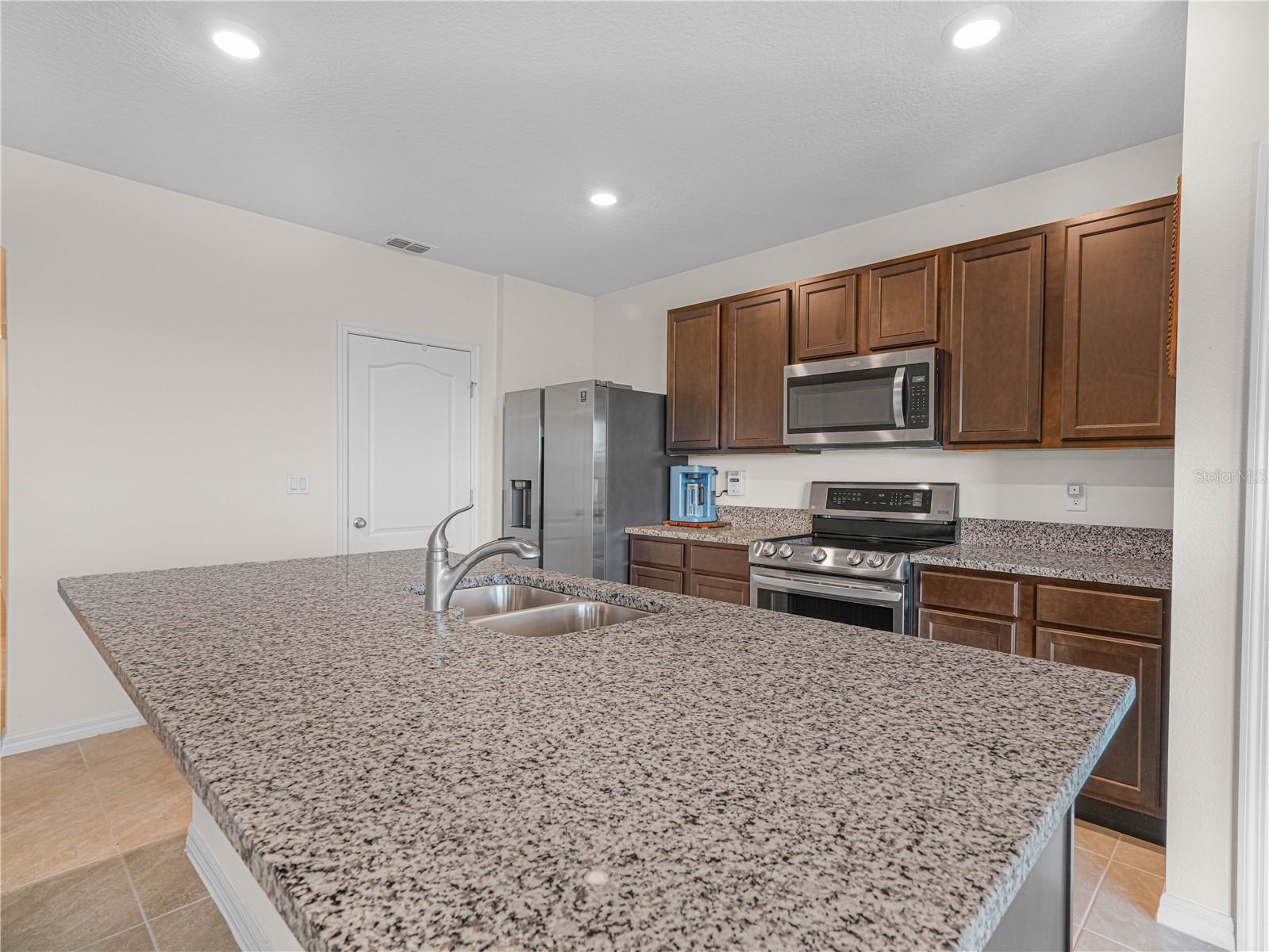 Image 7 of 26 For 2805 Grandbury Grove Road