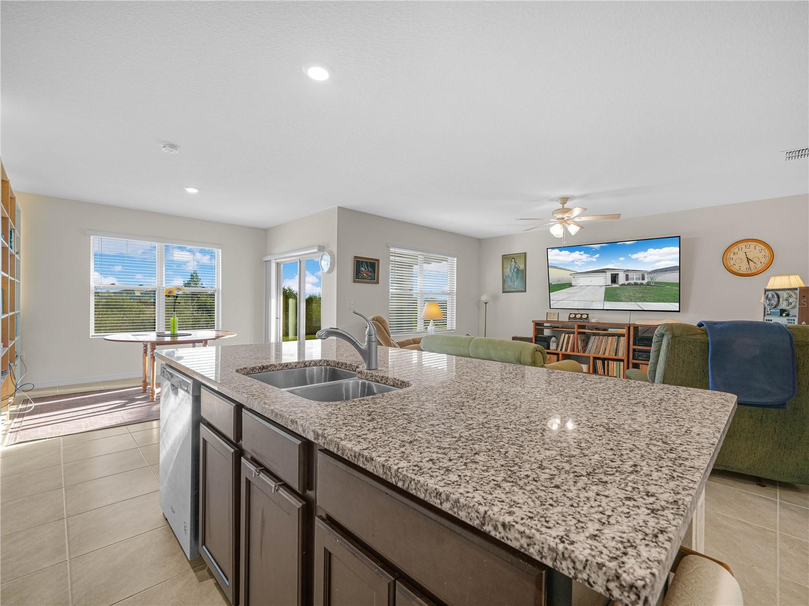 Image 9 of 26 For 2805 Grandbury Grove Road