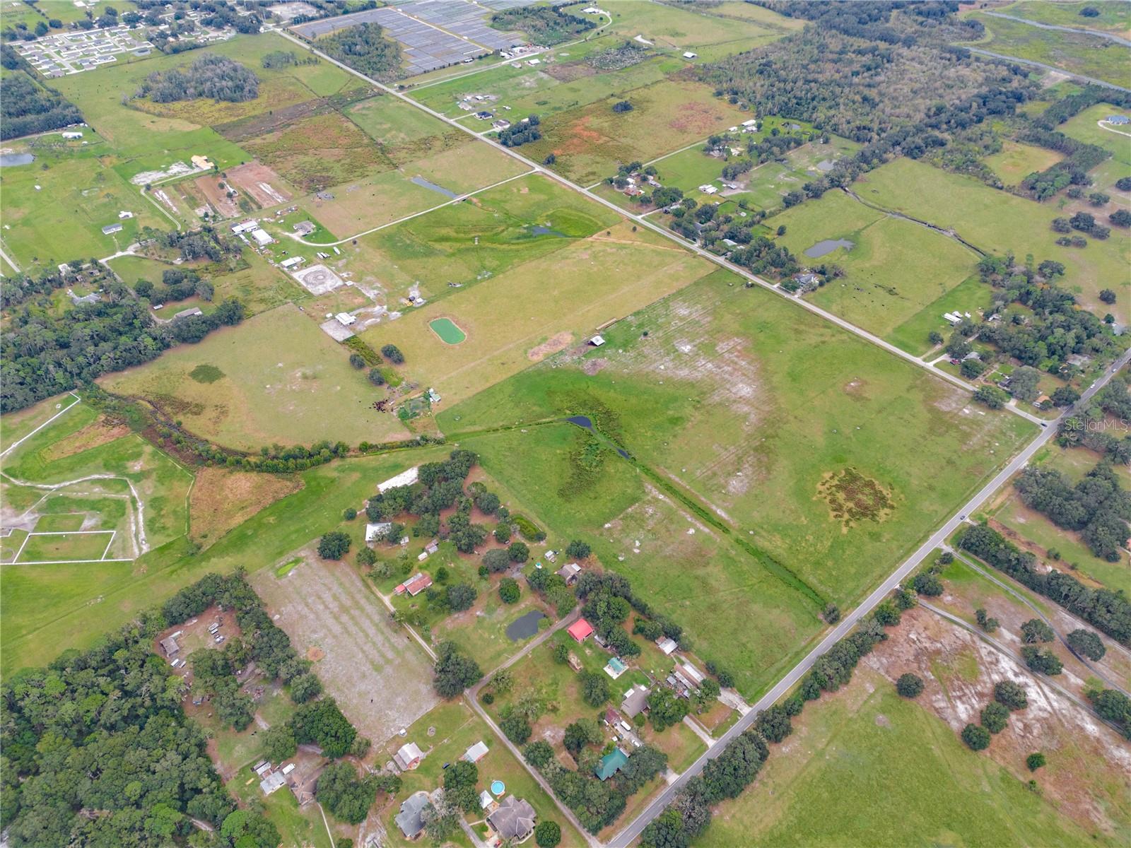 Image 13 of 39 For 4025 Bella Vista Street