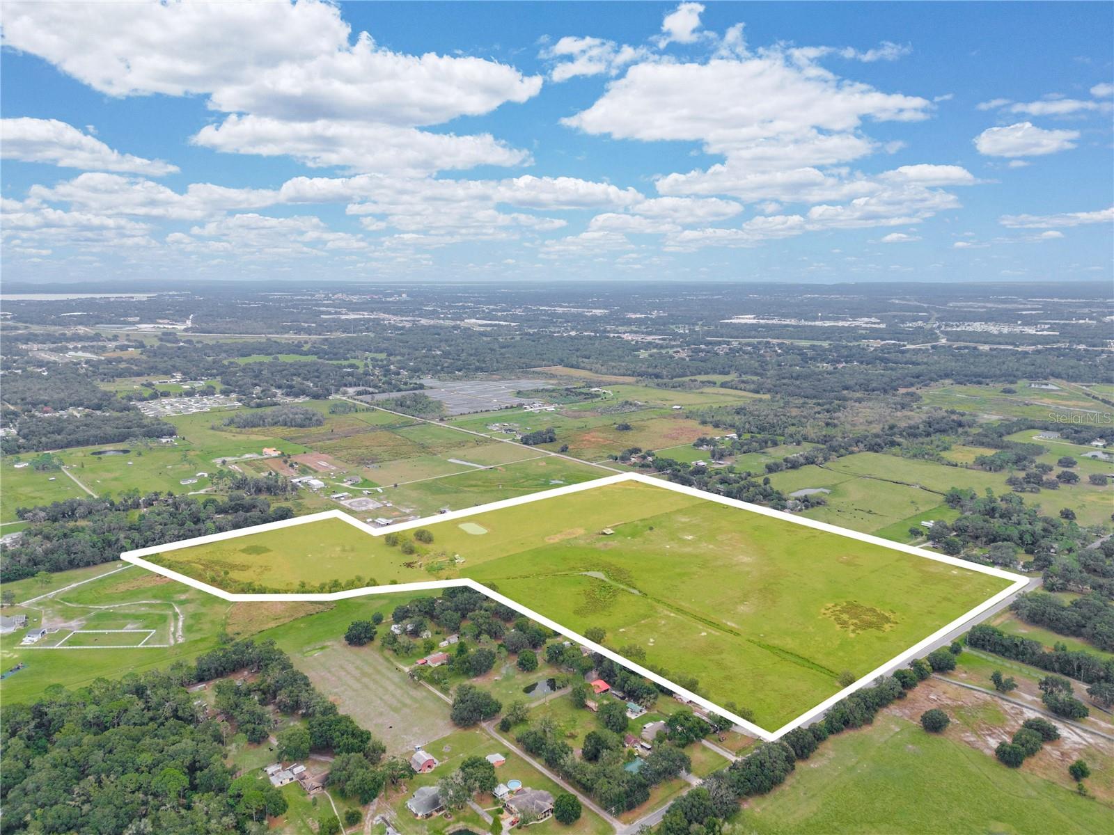 Image 23 of 39 For 4025 Bella Vista Street