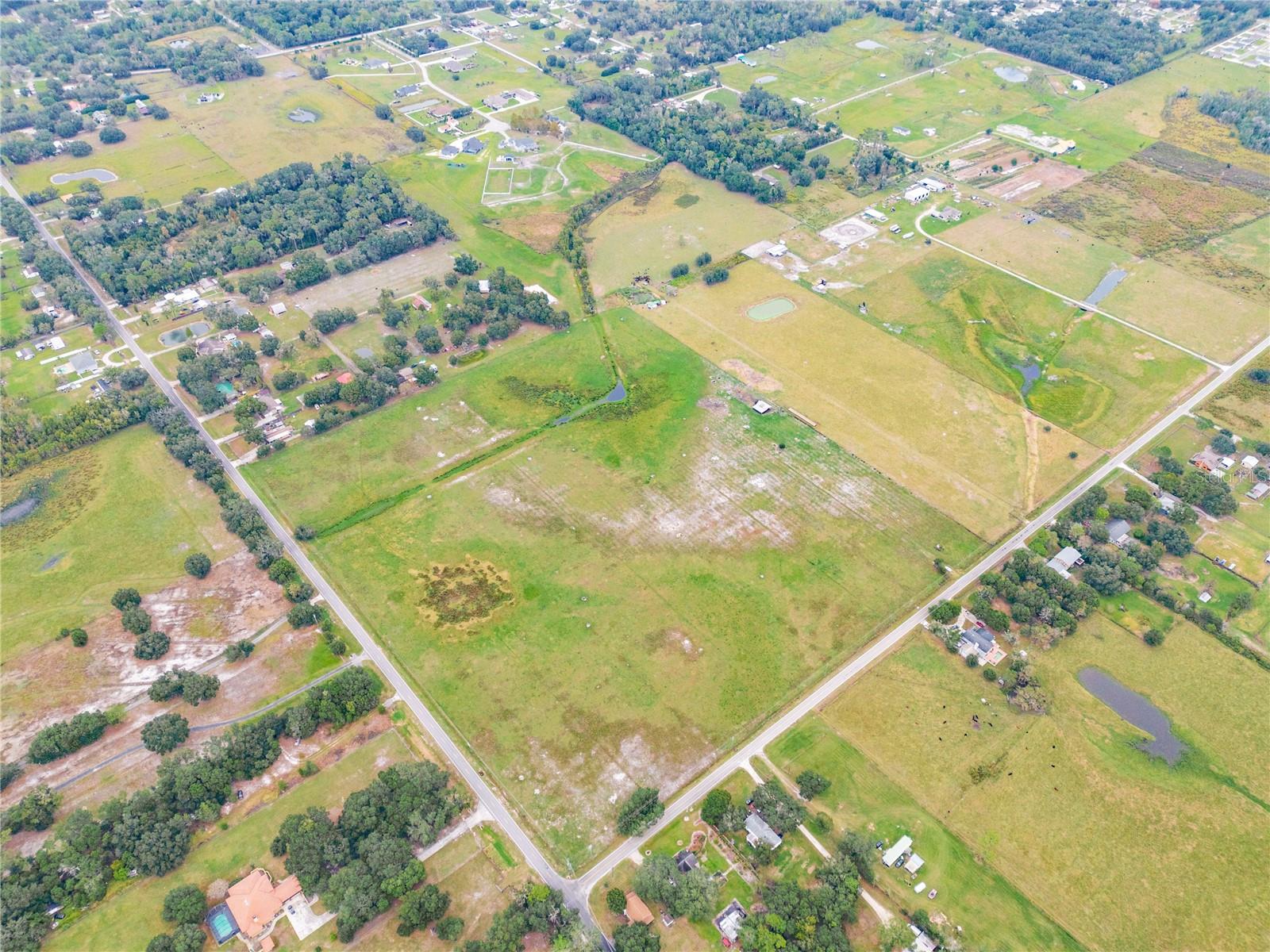 Image 7 of 39 For 4025 Bella Vista Street