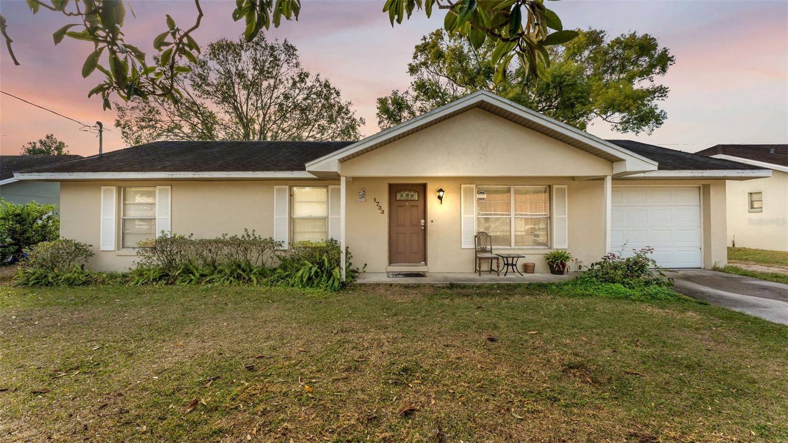 Details for 1733 Sandalwood Circle Sw, WINTER HAVEN, FL 33880