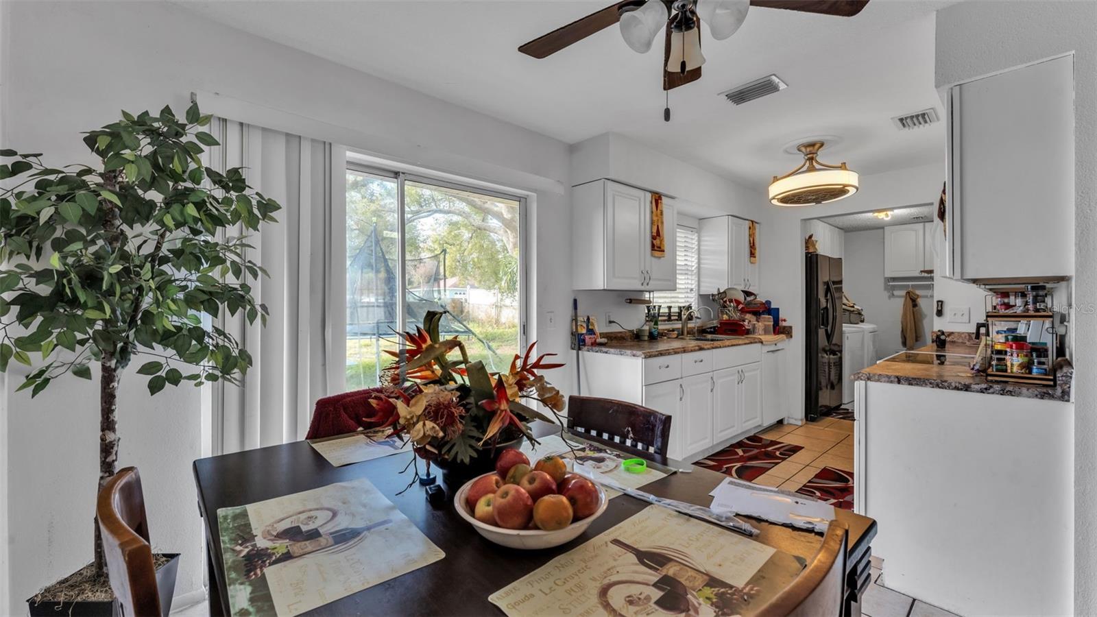 Image 7 of 23 For 1733 Sandalwood Circle Sw