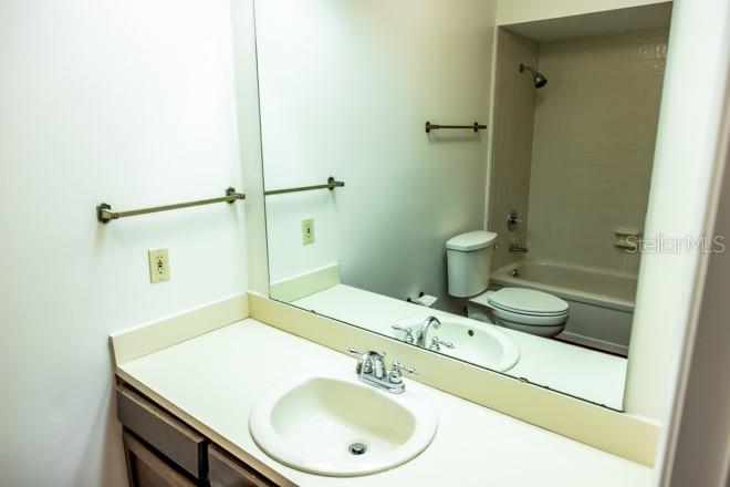 Image 25 of 39 For 4820 Ironwood Trail