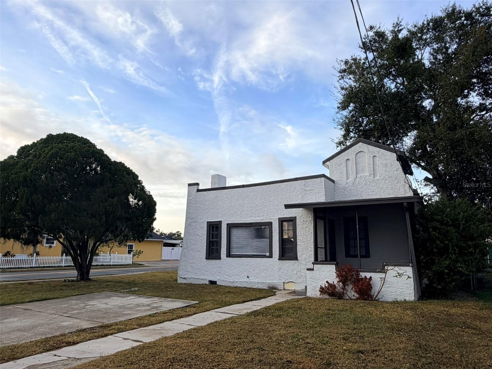 Details for 403 Avenue J Se, WINTER HAVEN, FL 33880