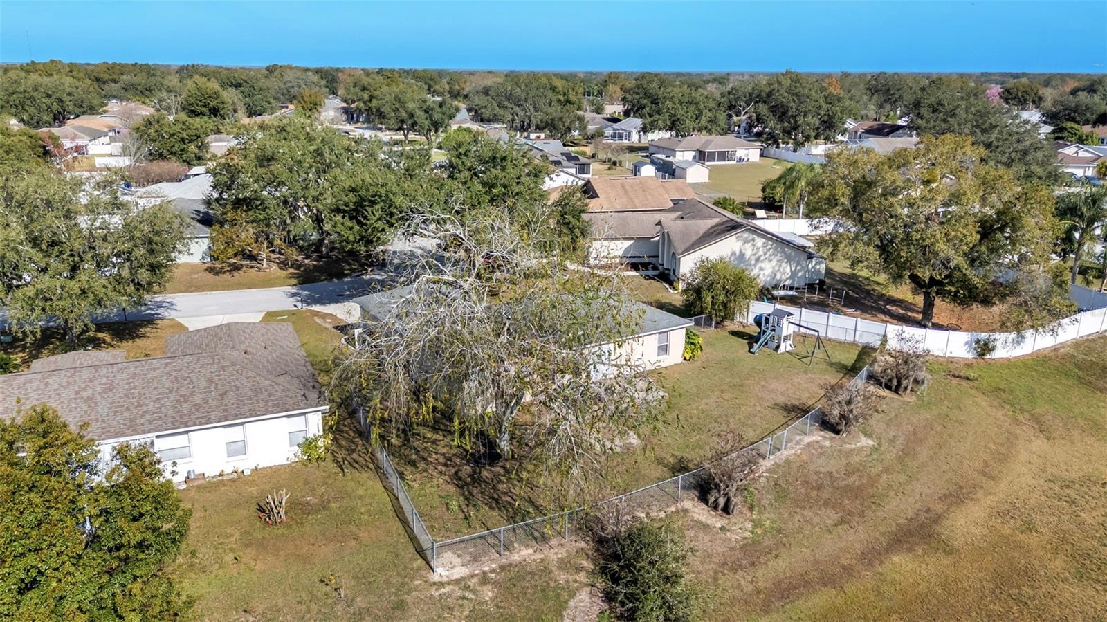 Image 36 of 38 For 7406 Briarbay Loop