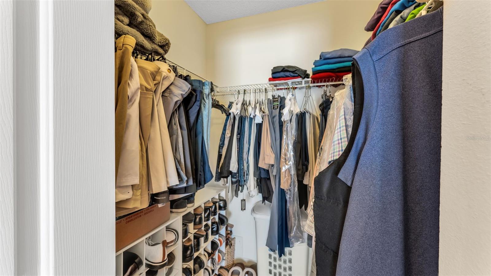 Image 20 of 64 For 6169 Magpie Drive