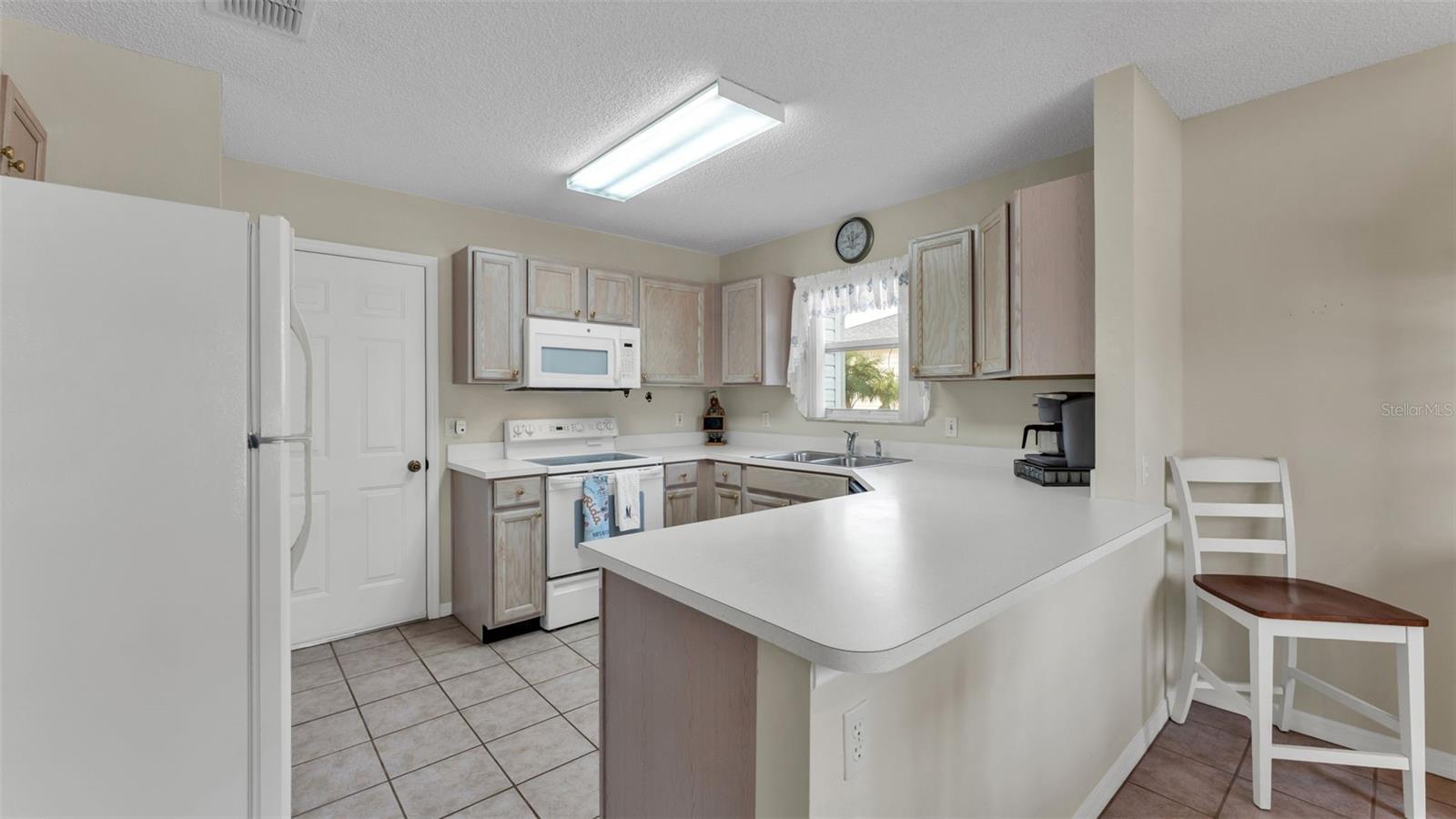 Image 7 of 64 For 6169 Magpie Drive