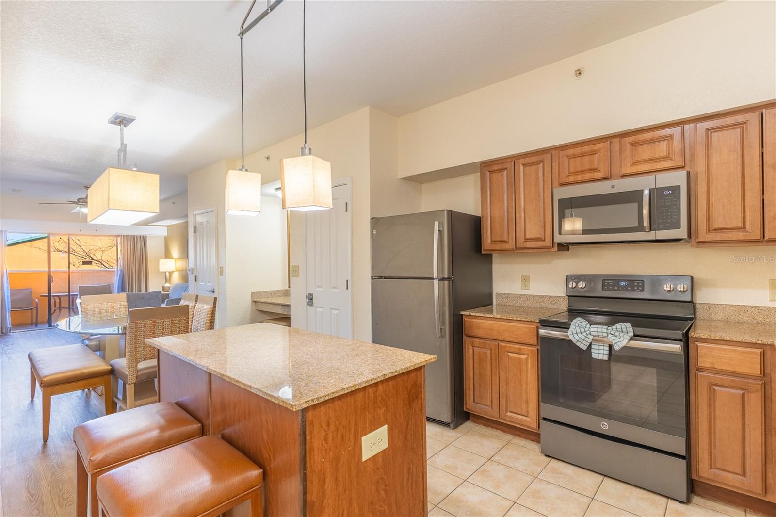 Image 4 of 22 For 12521 Floridays Resort Drive 211f