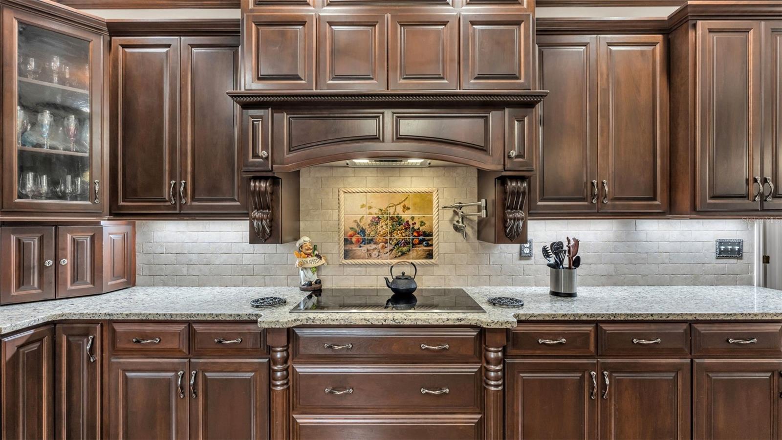 Image 14 of 100 For 5560 Emerald Ridge Boulevard