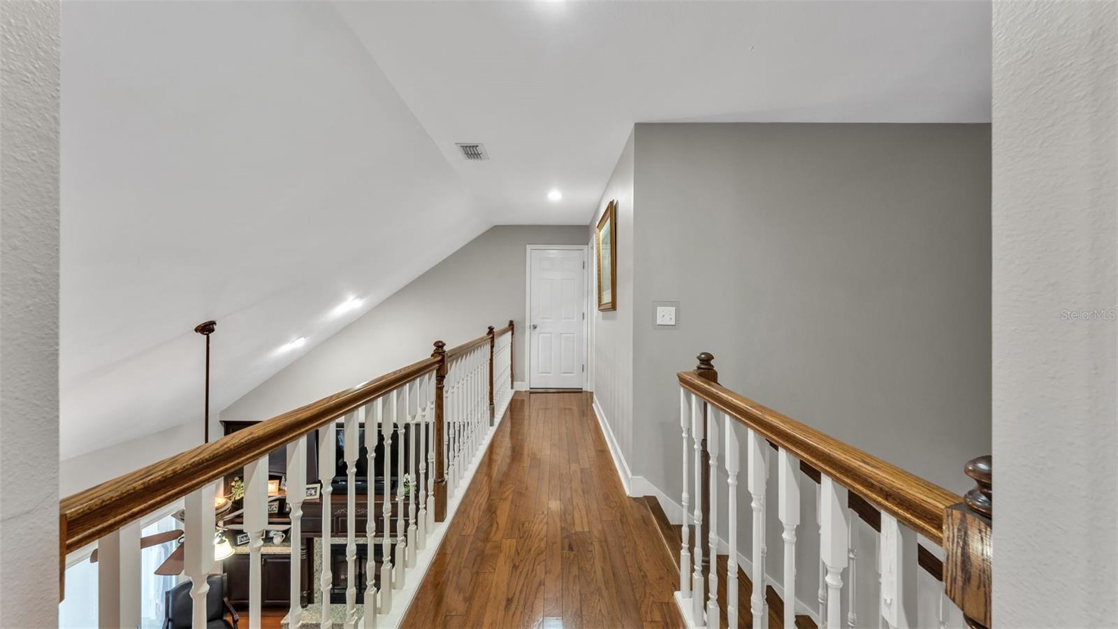 Image 41 of 100 For 5560 Emerald Ridge Boulevard