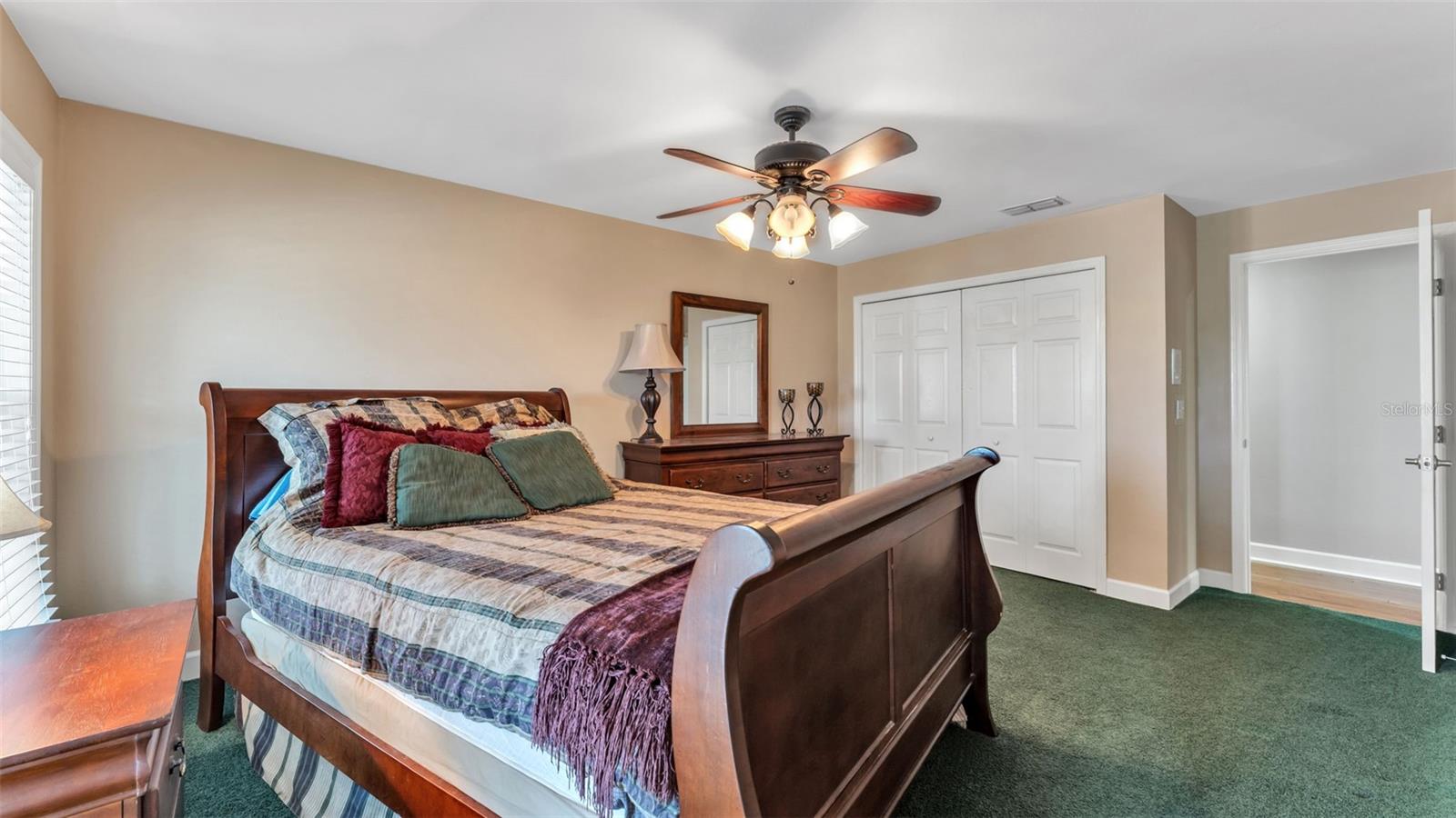 Image 54 of 100 For 5560 Emerald Ridge Boulevard