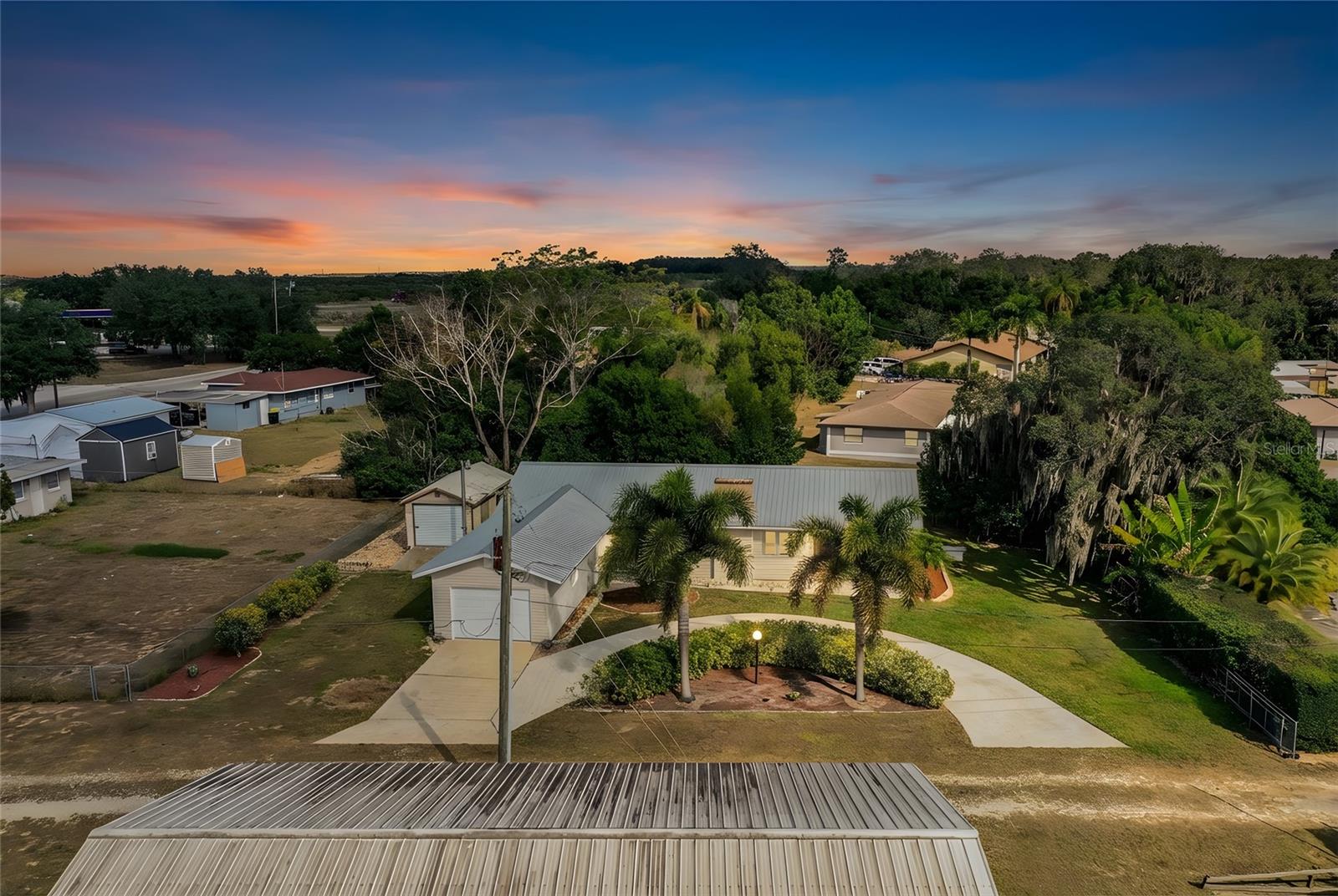 Image 3 of 71 For 1305 Arbuckle Creek Road