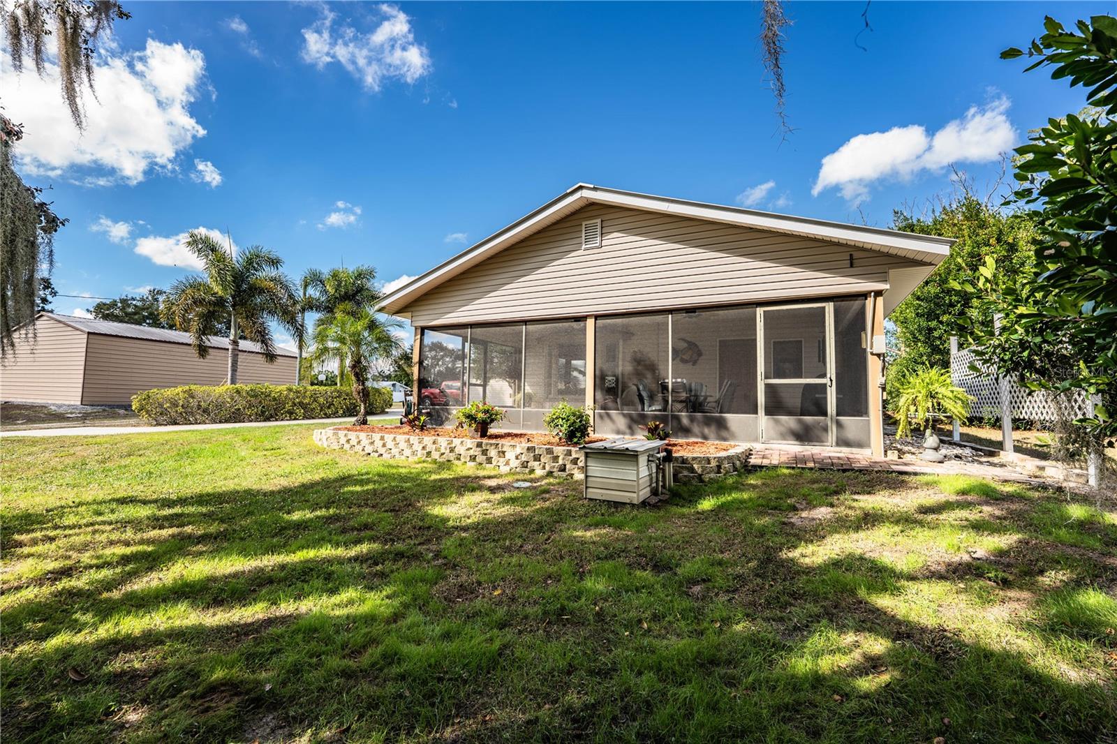 Image 8 of 71 For 1305 Arbuckle Creek Road
