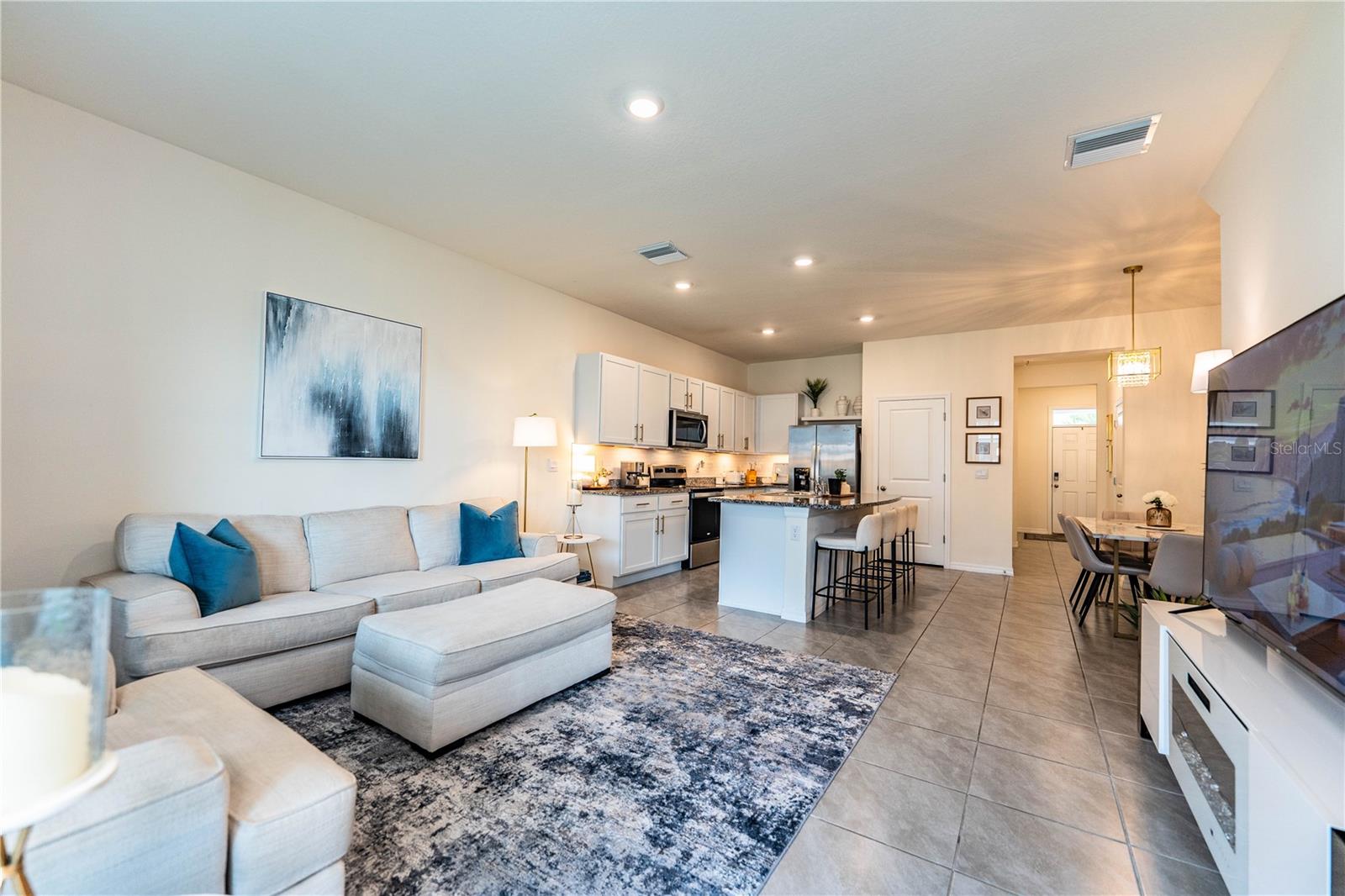 Image 19 of 96 For 3551 Marigold Patch Court