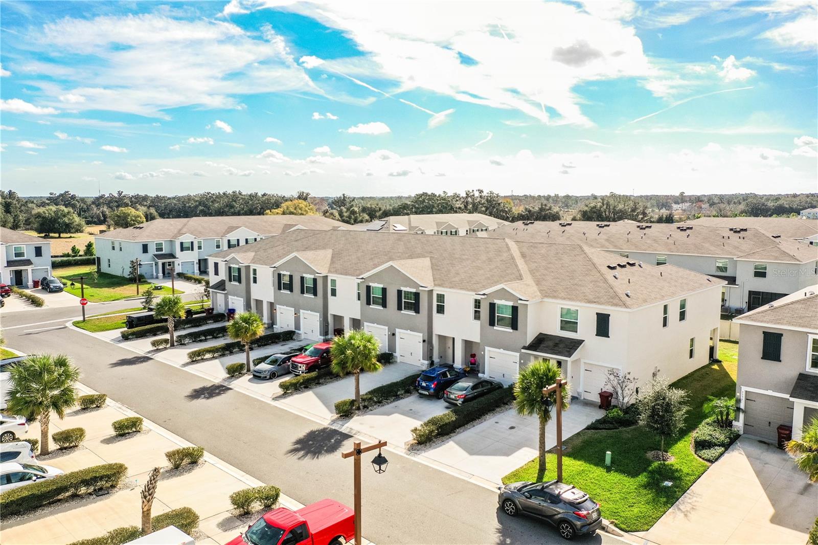 Image 4 of 96 For 3551 Marigold Patch Court