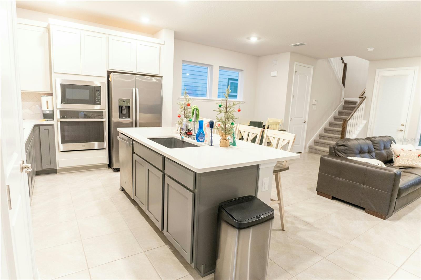 Image 14 of 53 For 3007 Mirage Place