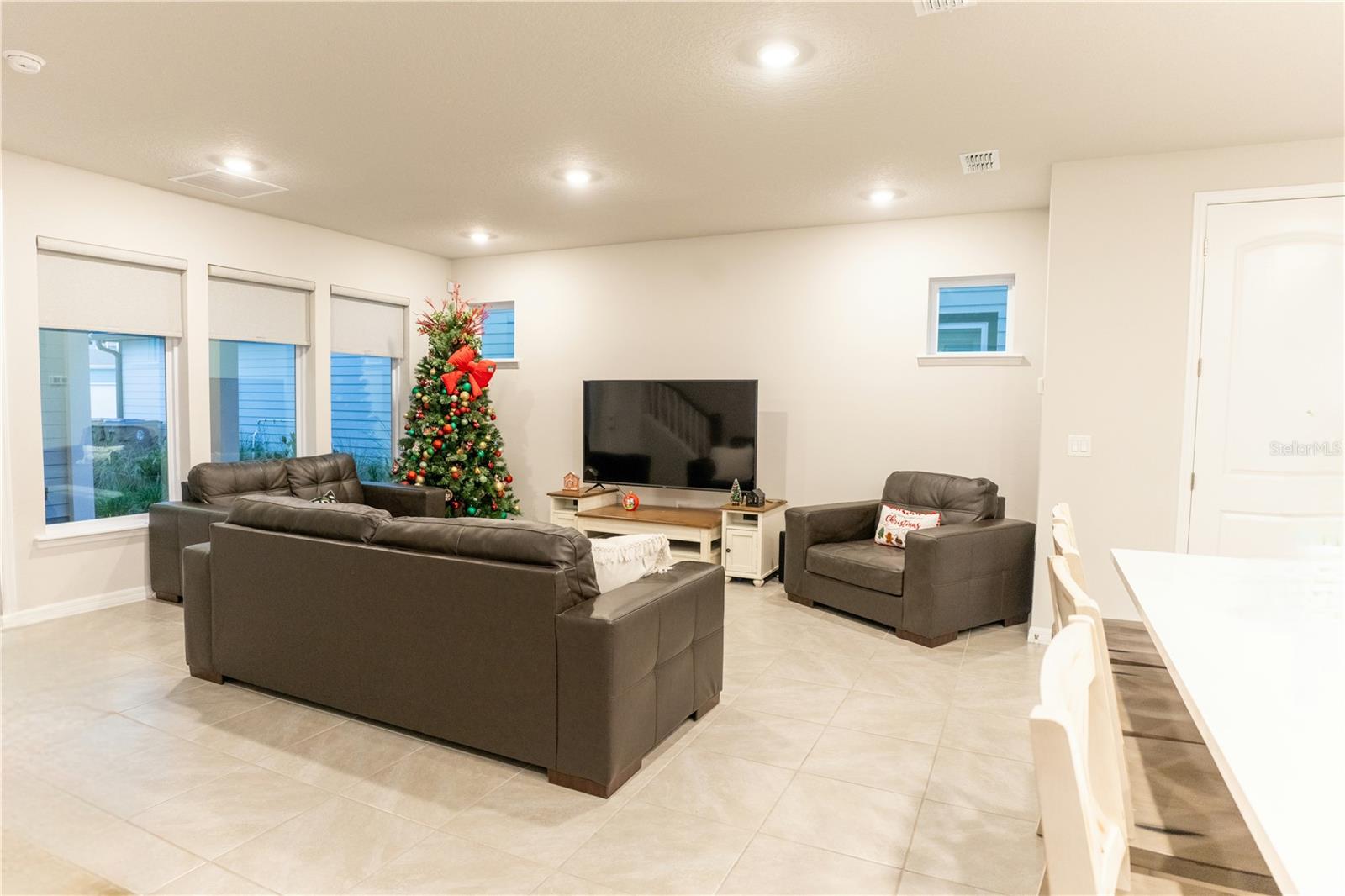 Image 3 of 53 For 3007 Mirage Place