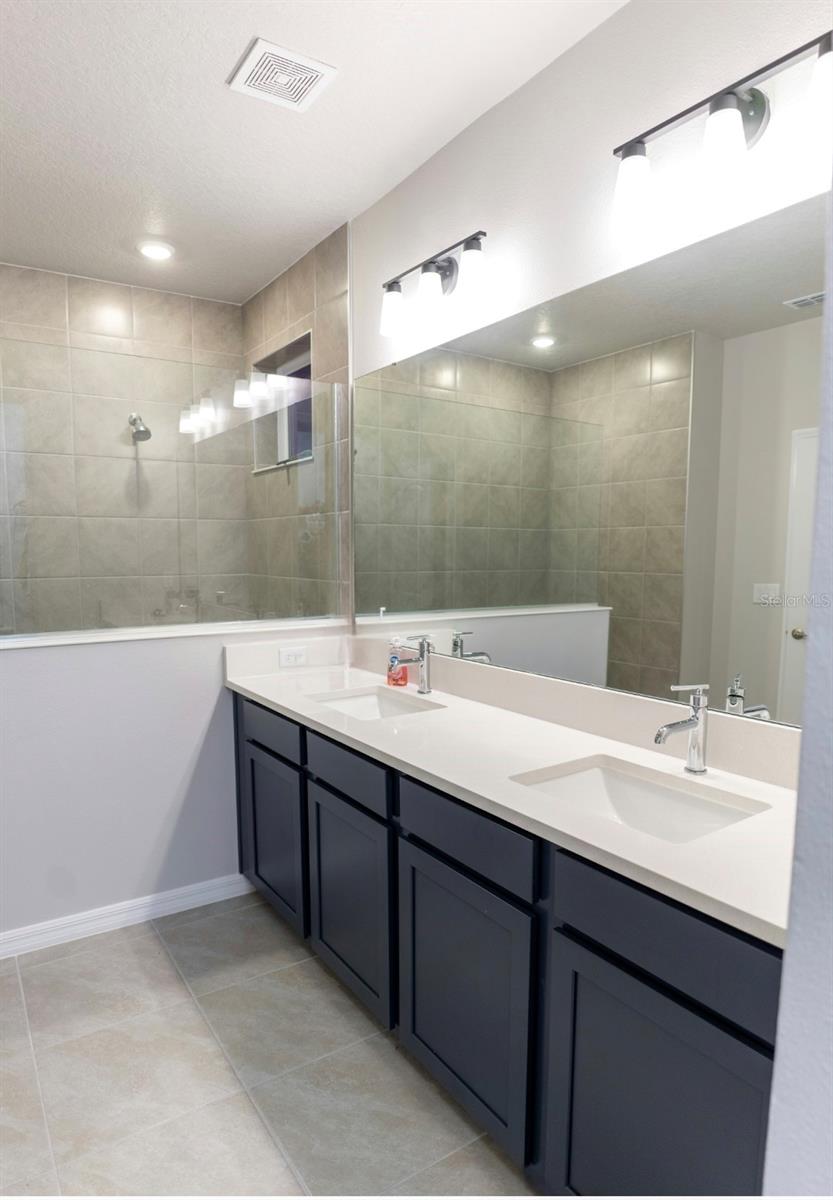 Image 33 of 53 For 3007 Mirage Place