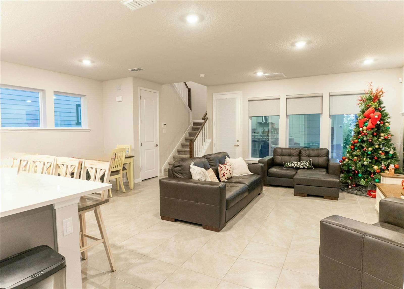 Image 7 of 53 For 3007 Mirage Place