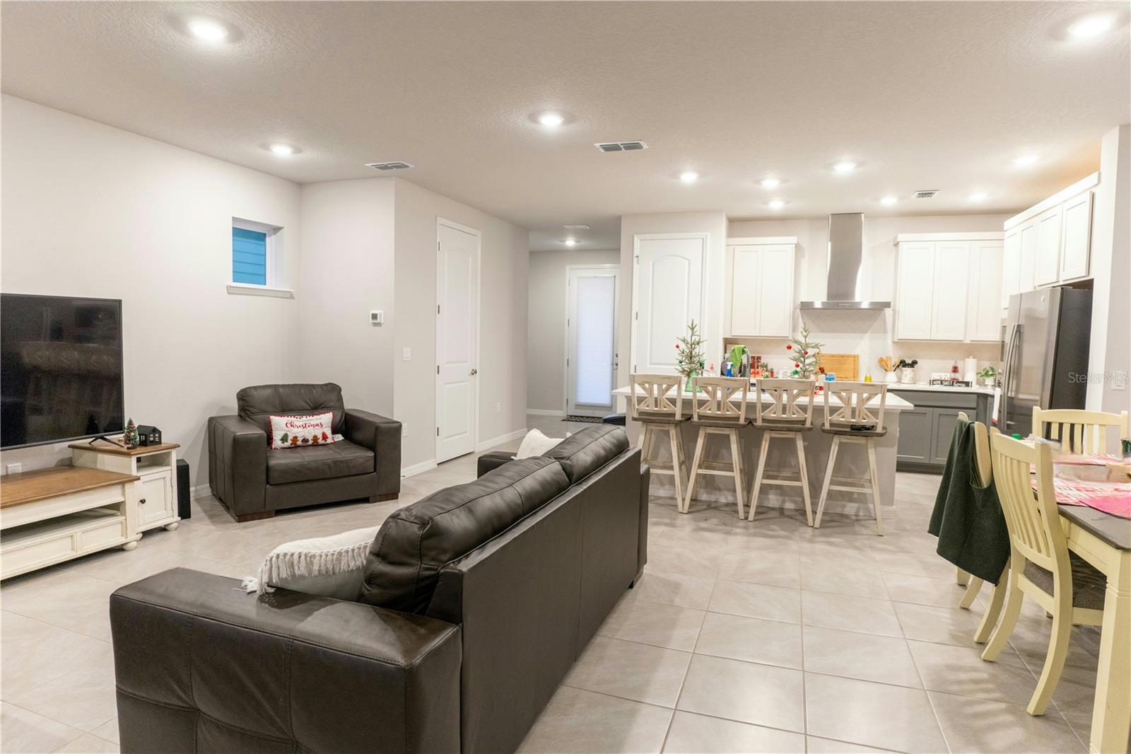 Image 9 of 53 For 3007 Mirage Place