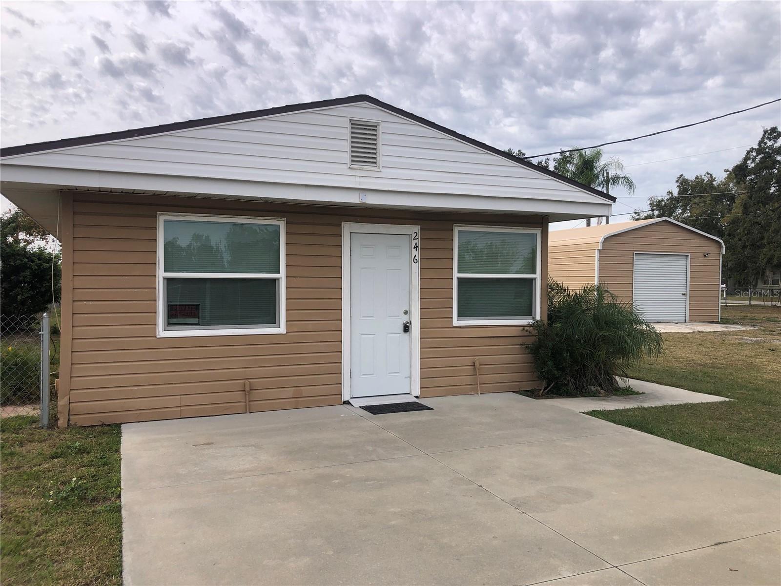 Image 2 of 11 For 246 Bay Avenue