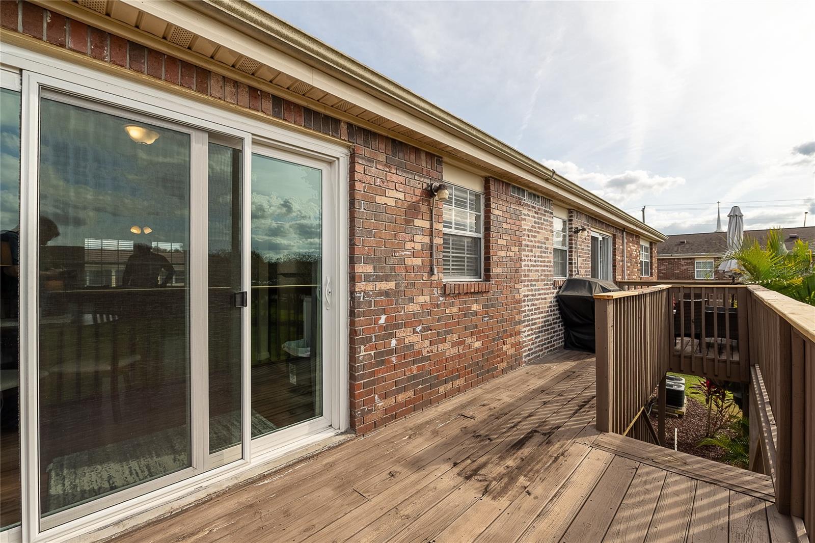 Image 24 of 32 For 1920 Edgewood Drive L4