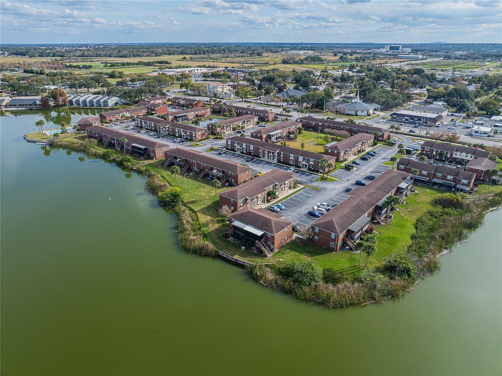 Image 31 of 32 For 1920 Edgewood Drive L4