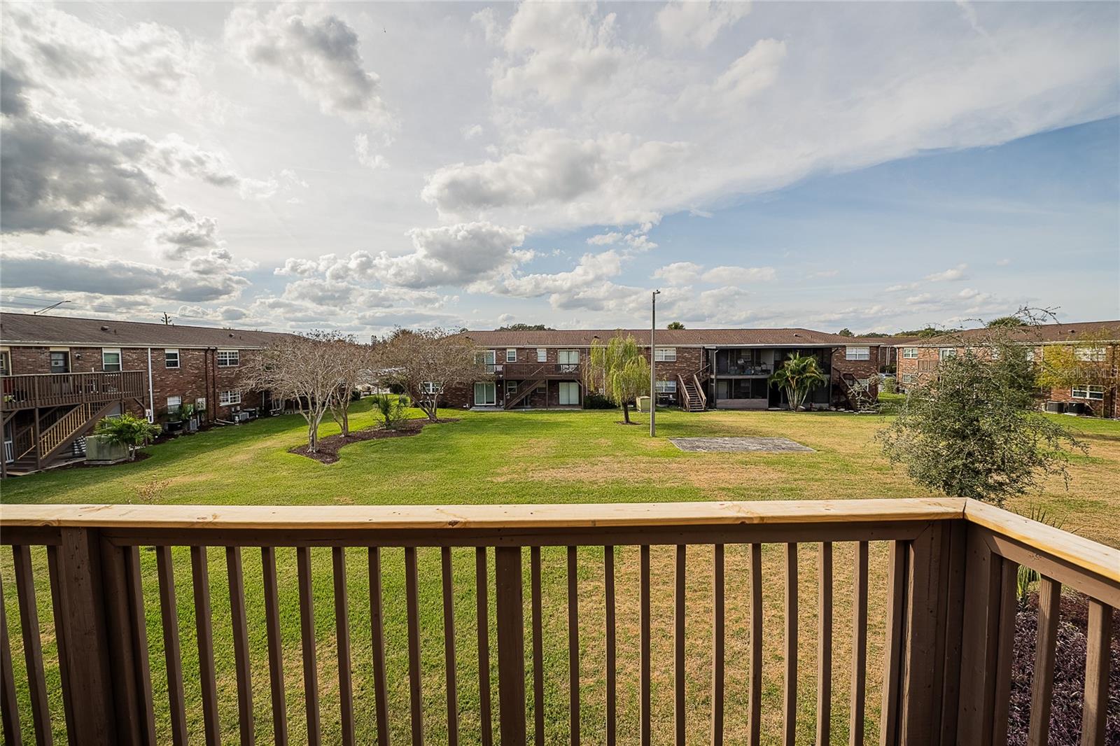 Image 5 of 32 For 1920 Edgewood Drive L4