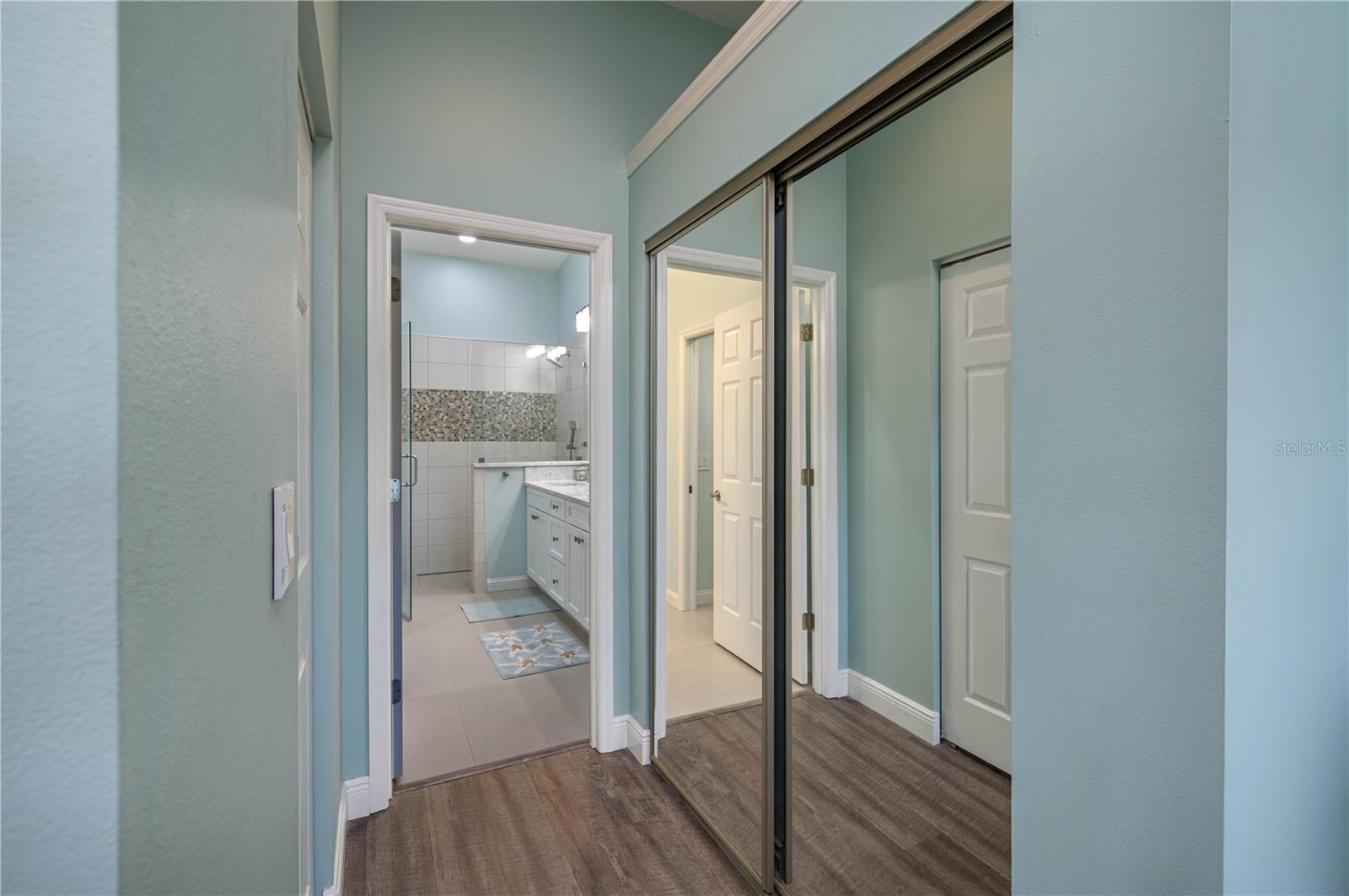 Image 14 of 37 For 139 Stratford Court