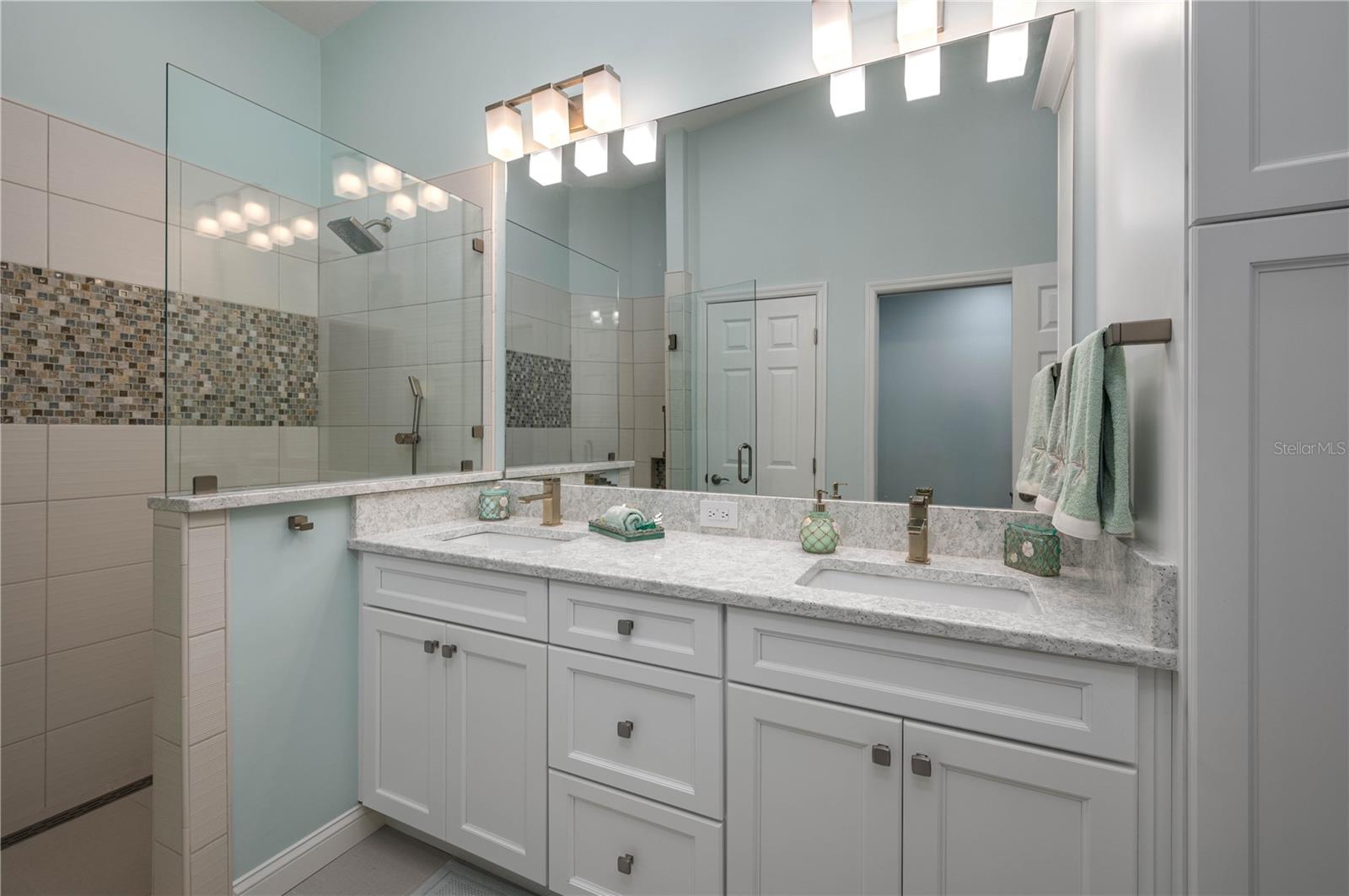 Image 15 of 37 For 139 Stratford Court