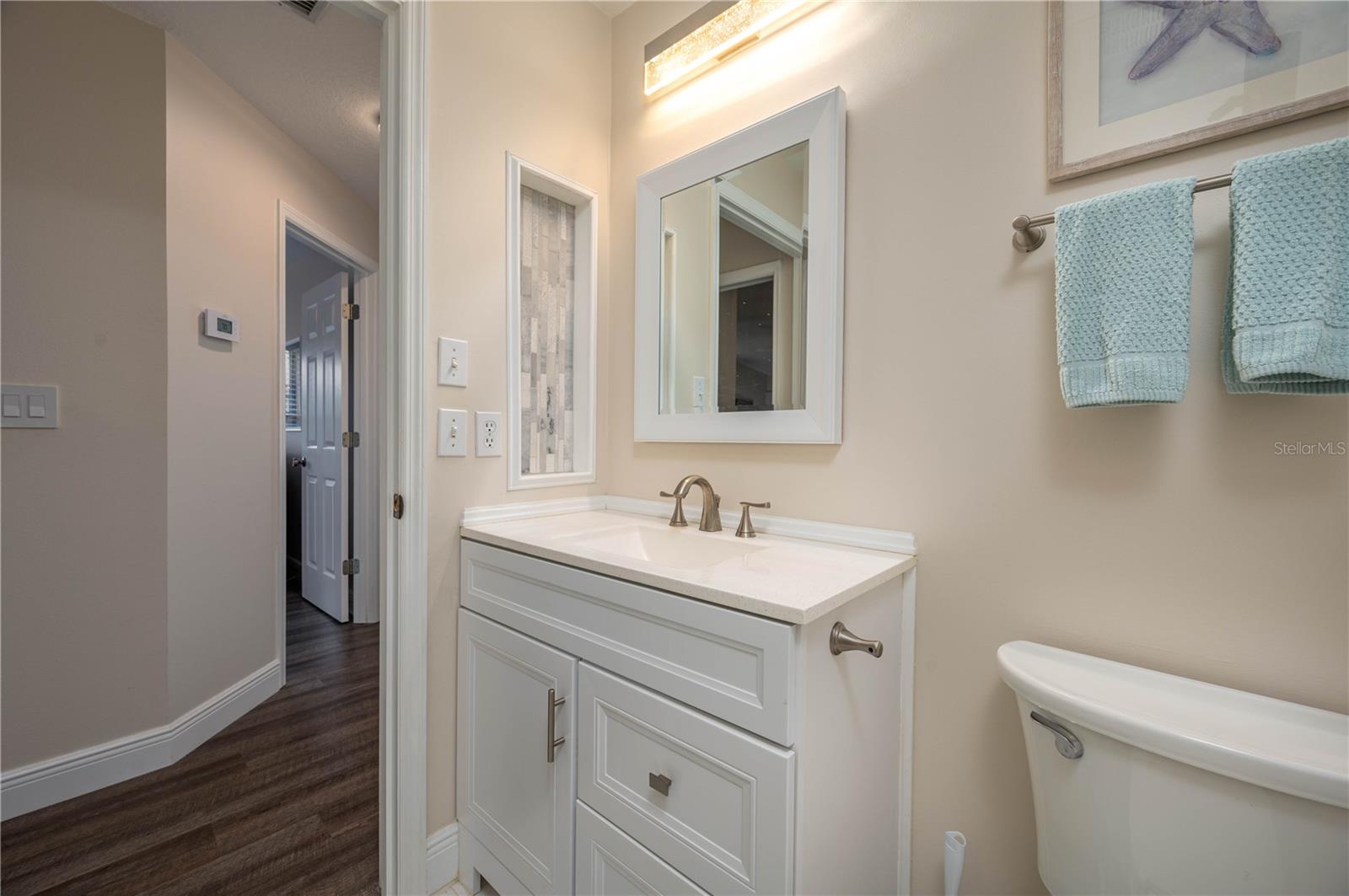 Image 24 of 37 For 139 Stratford Court