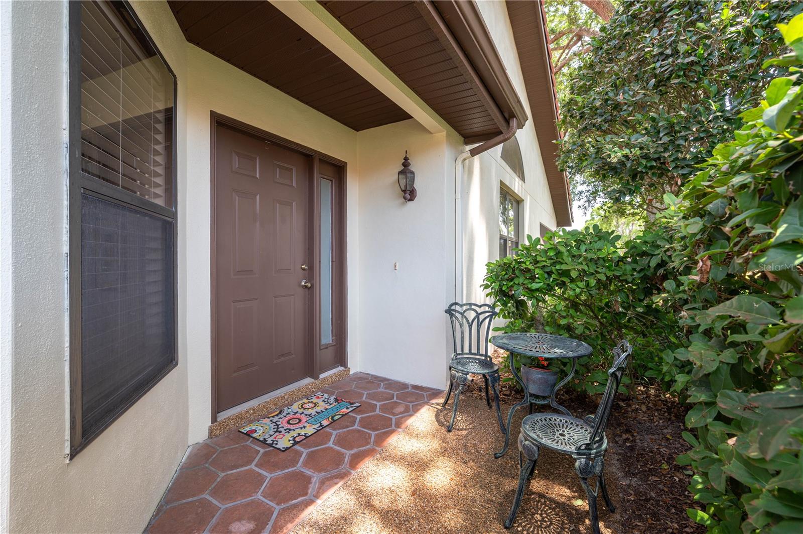 Image 4 of 37 For 139 Stratford Court