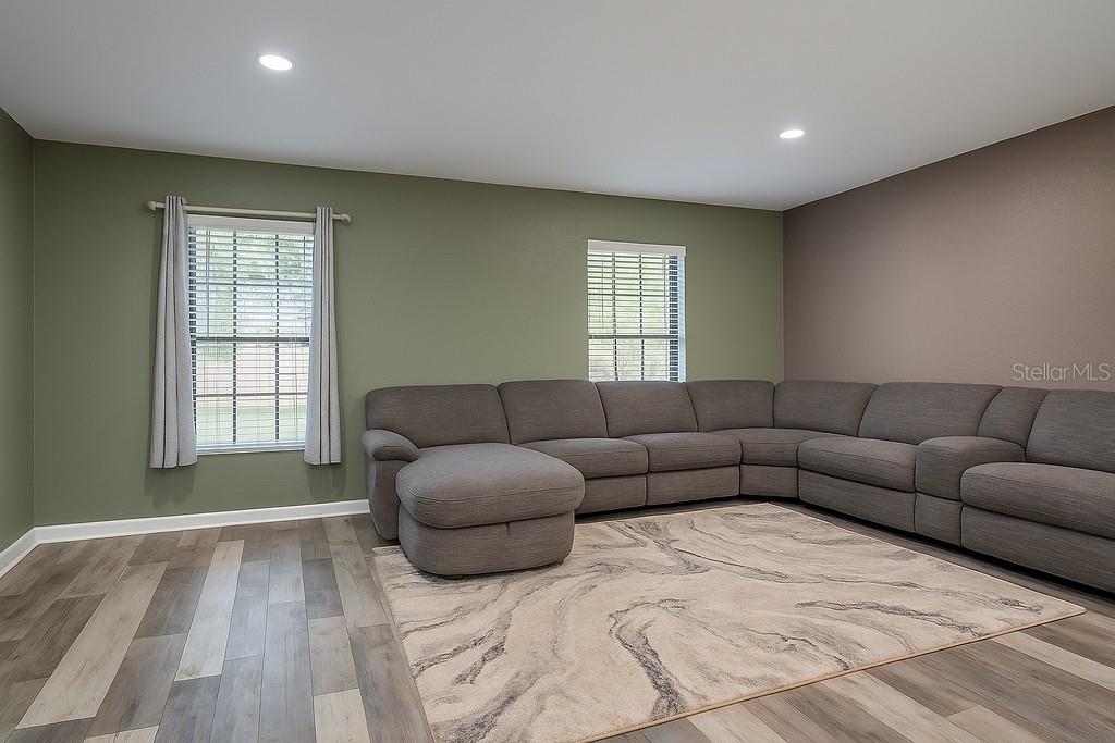 Image 5 of 25 For 252 Lake Link Road