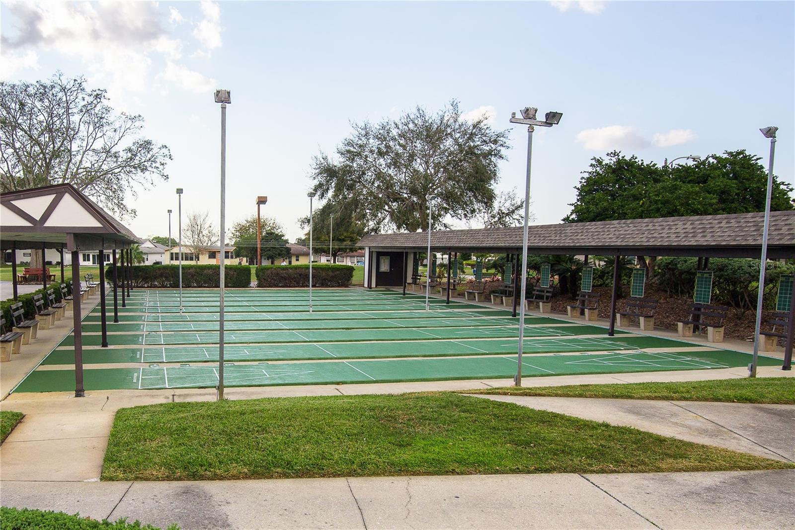 Image 18 of 24 For 2331 Golden Horseshoe Circle S