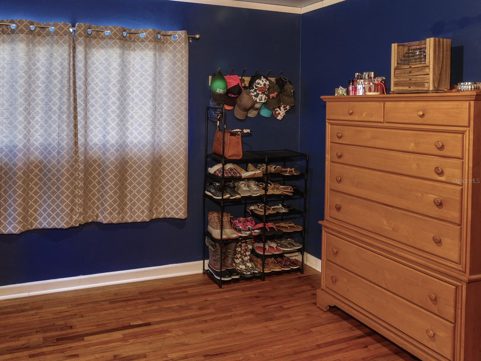 Image 12 of 37 For 2140 Main Street