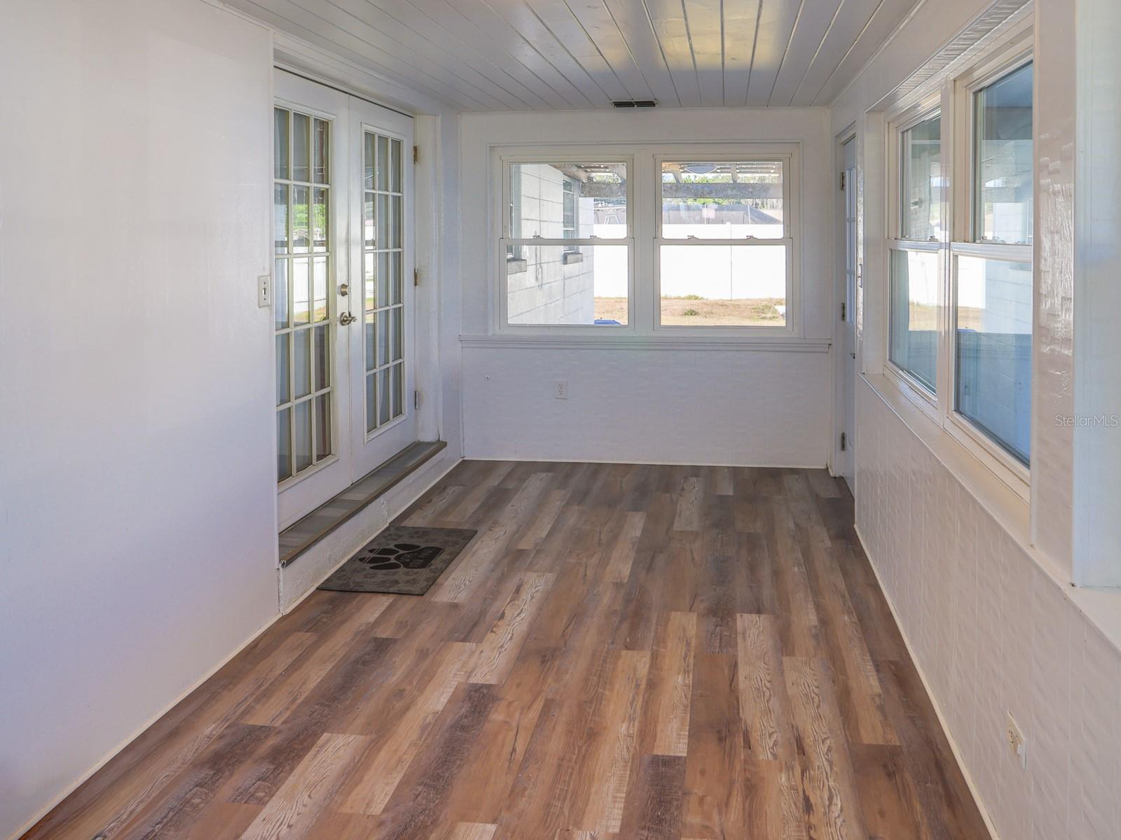 Image 19 of 37 For 2140 Main Street