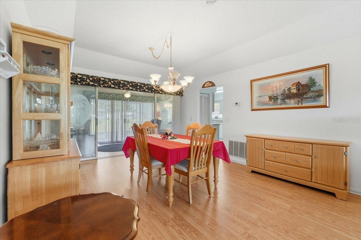 Image 13 of 51 For 1938 Long Boat Drive