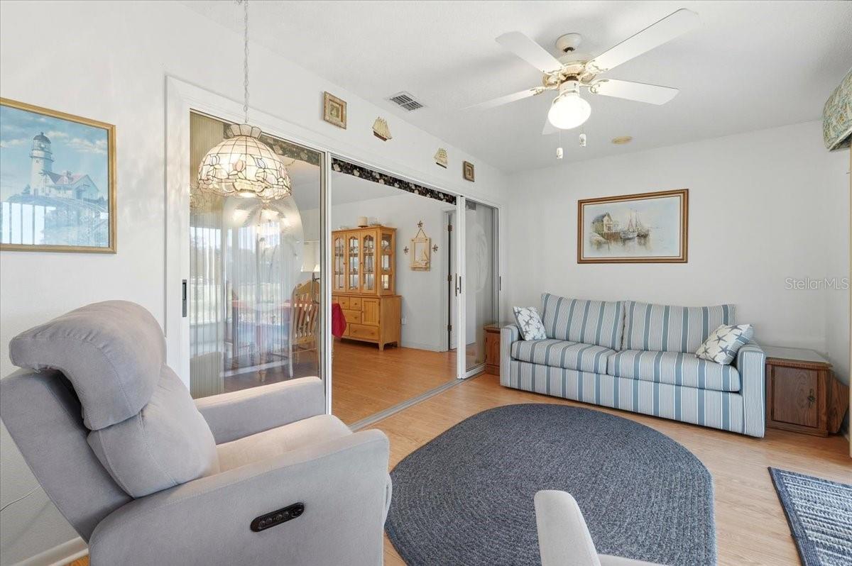 Image 16 of 51 For 1938 Long Boat Drive