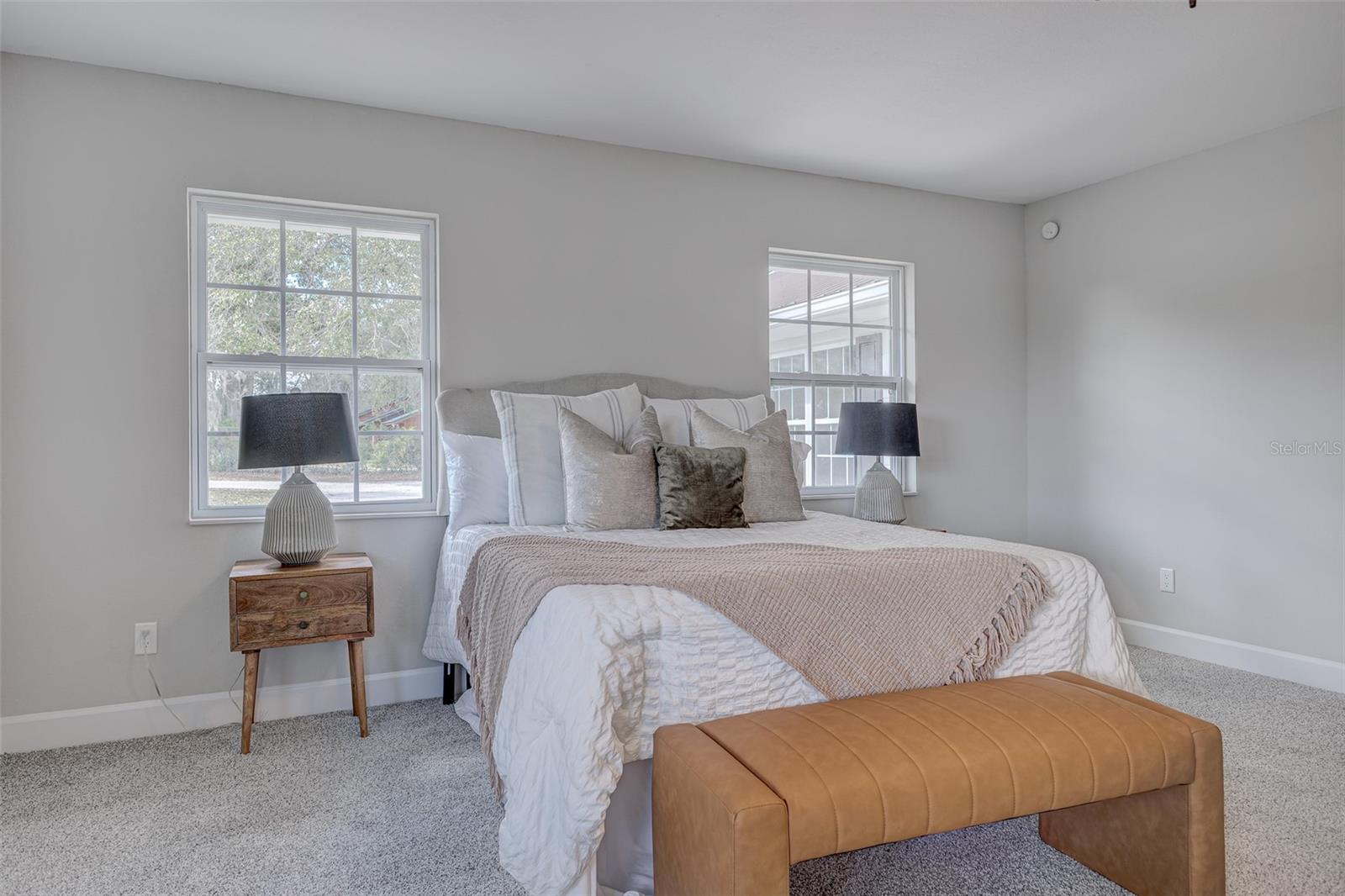 Image 17 of 42 For 926 Meadowood Drive