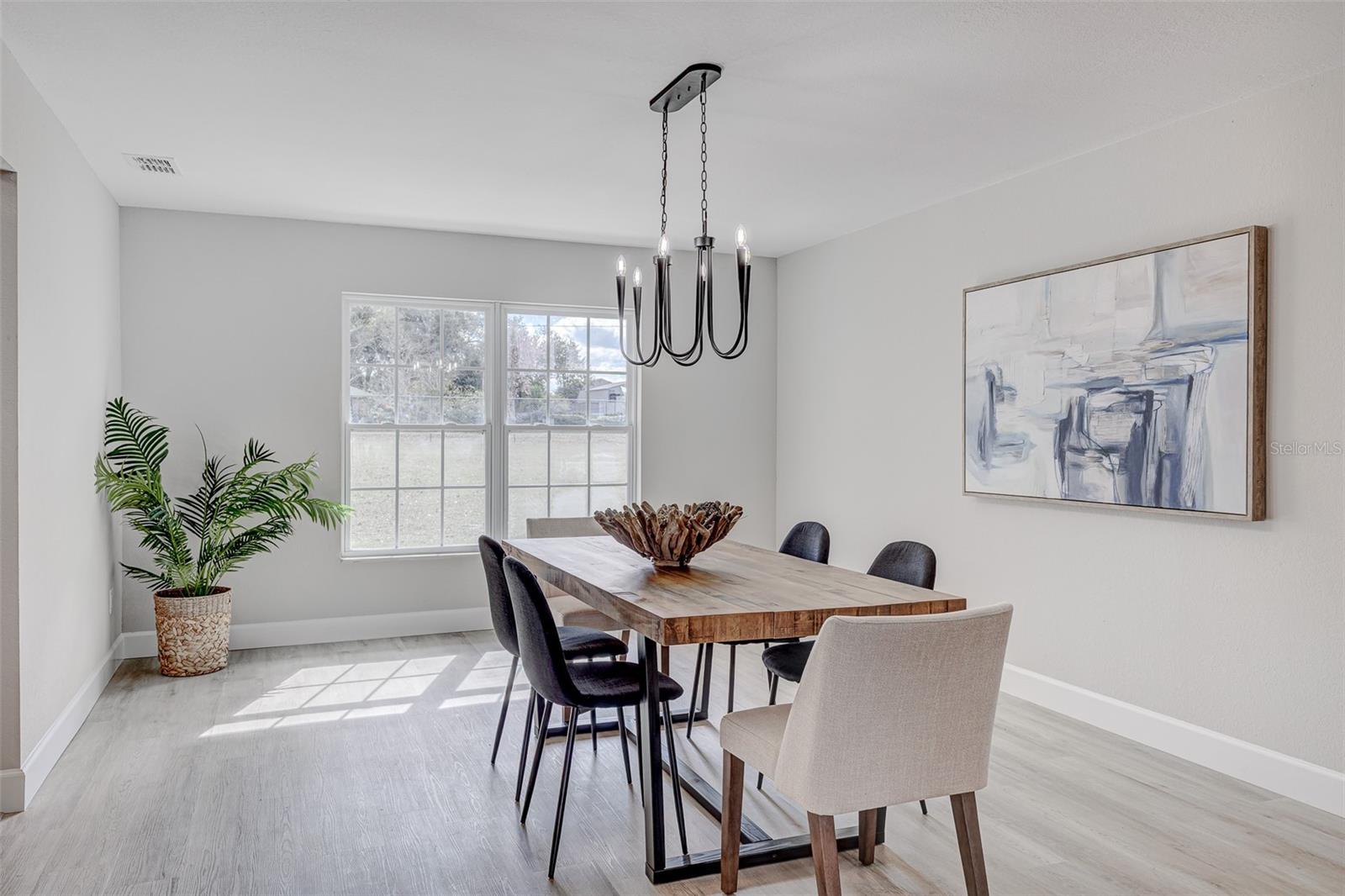 Image 2 of 42 For 926 Meadowood Drive