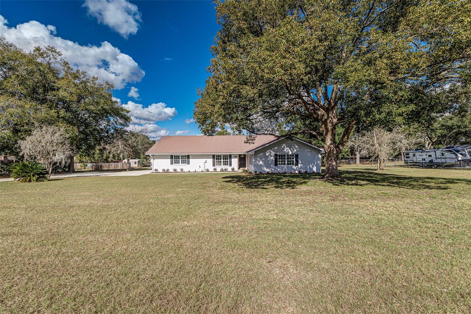 Image 34 of 42 For 926 Meadowood Drive