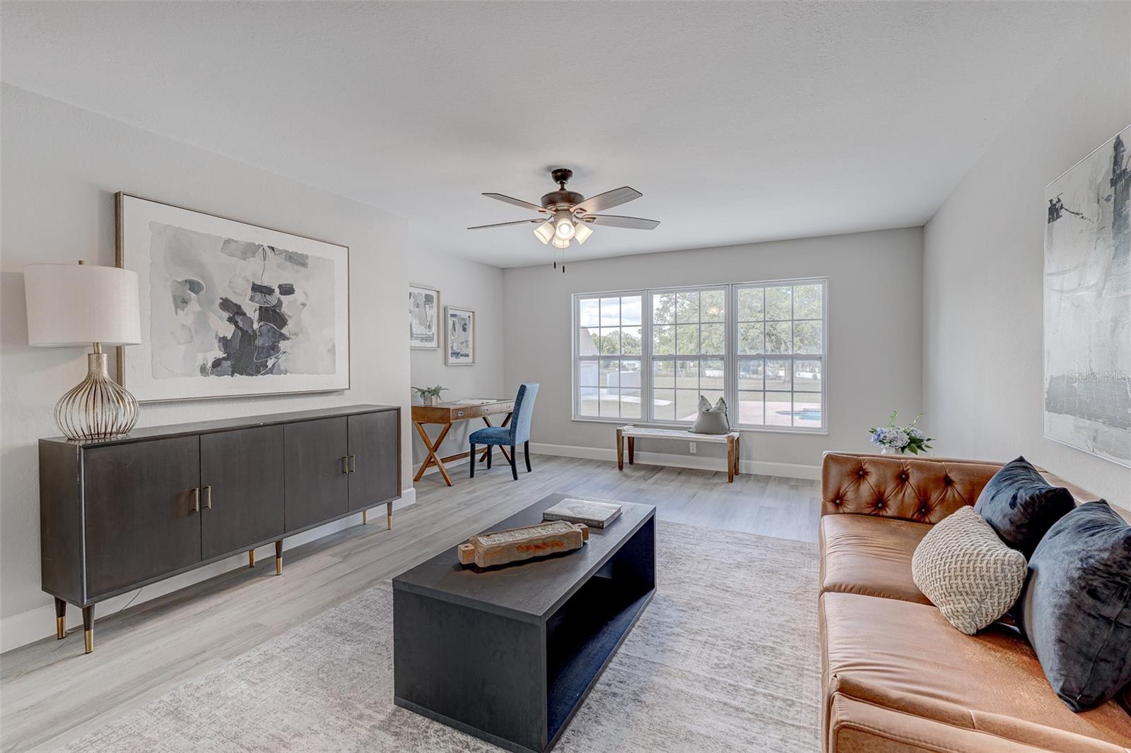 Image 6 of 42 For 926 Meadowood Drive