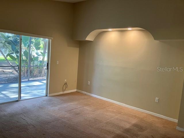 Image 4 of 9 For 3528 Lismore Drive