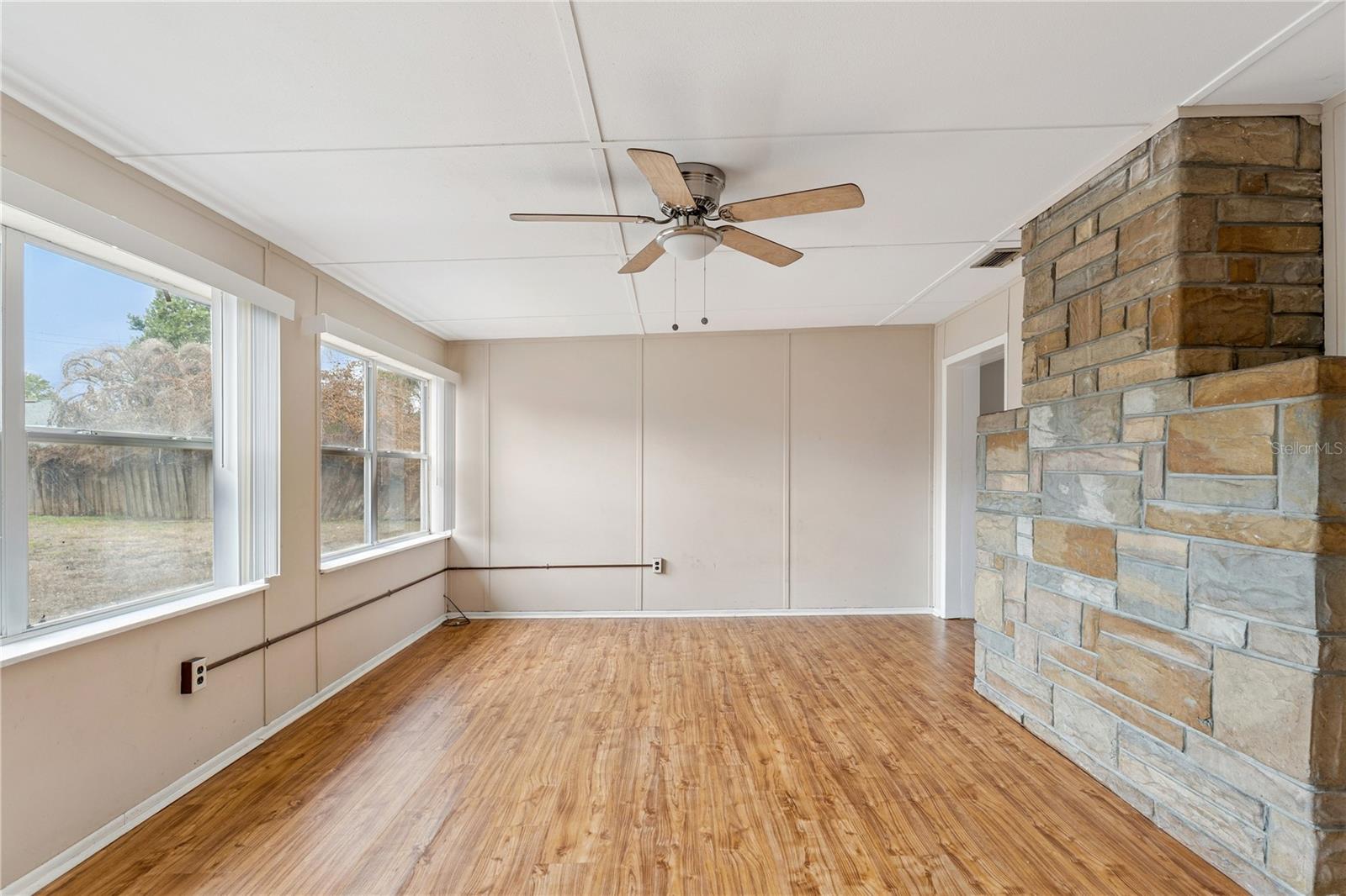 Image 34 of 36 For 716 Avenue I Ne