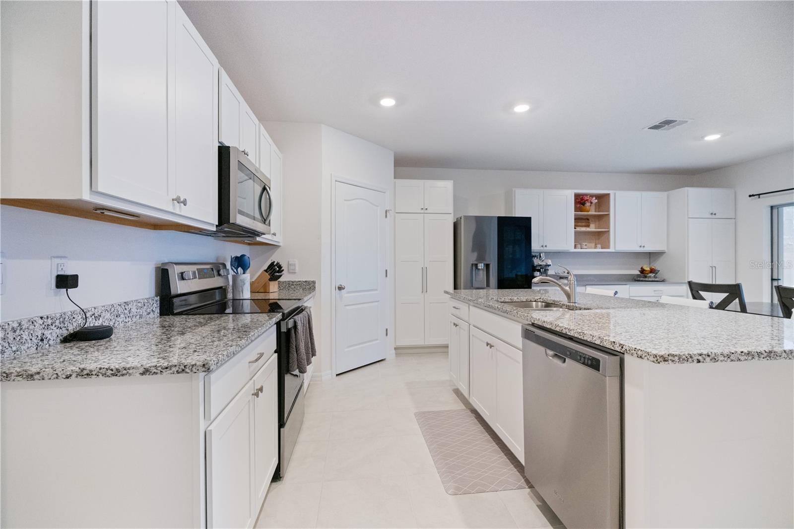 Image 8 of 43 For 5739 Grey Granite Way