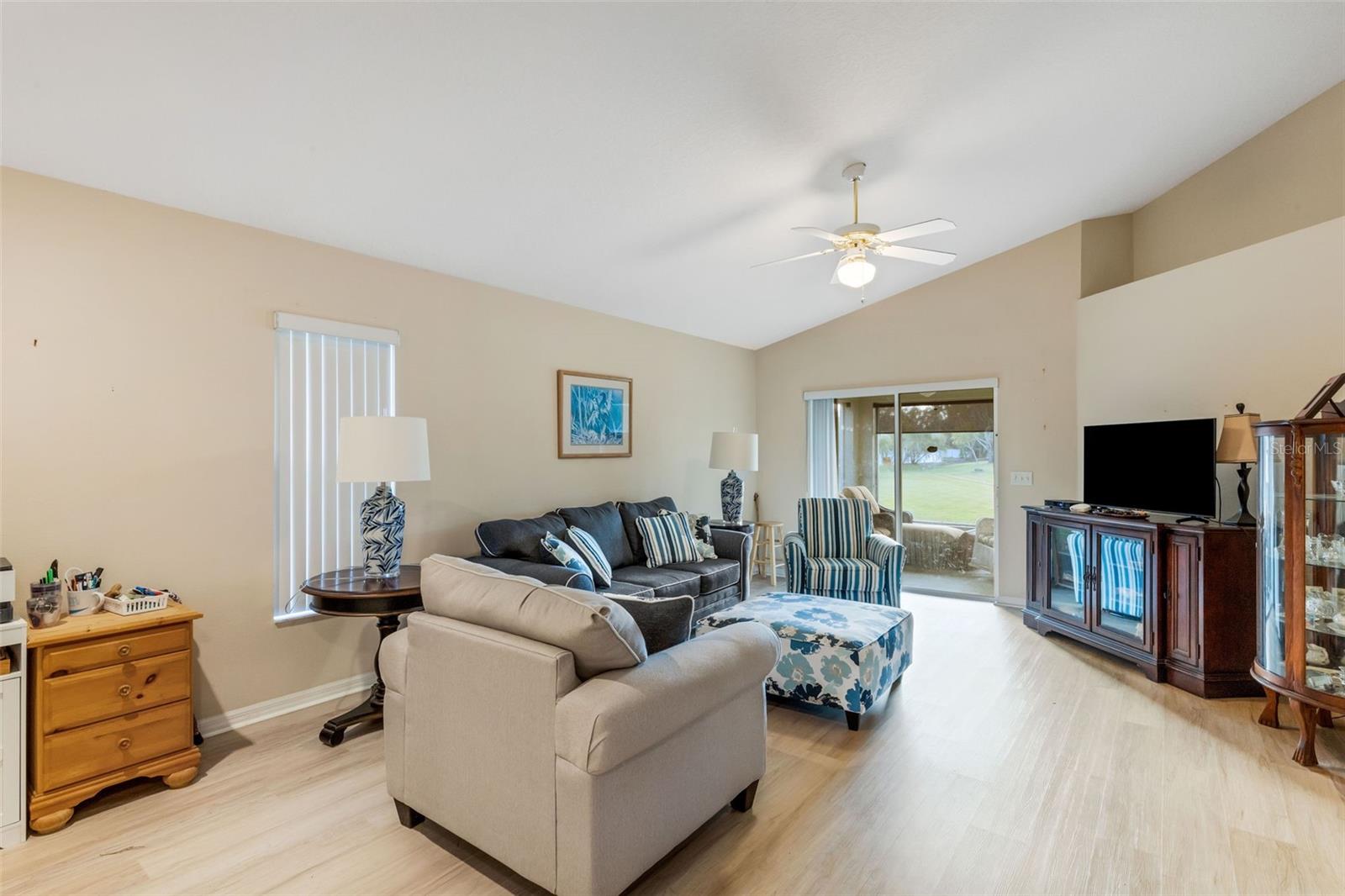 Image 3 of 21 For 4183 Cobblestone Drive