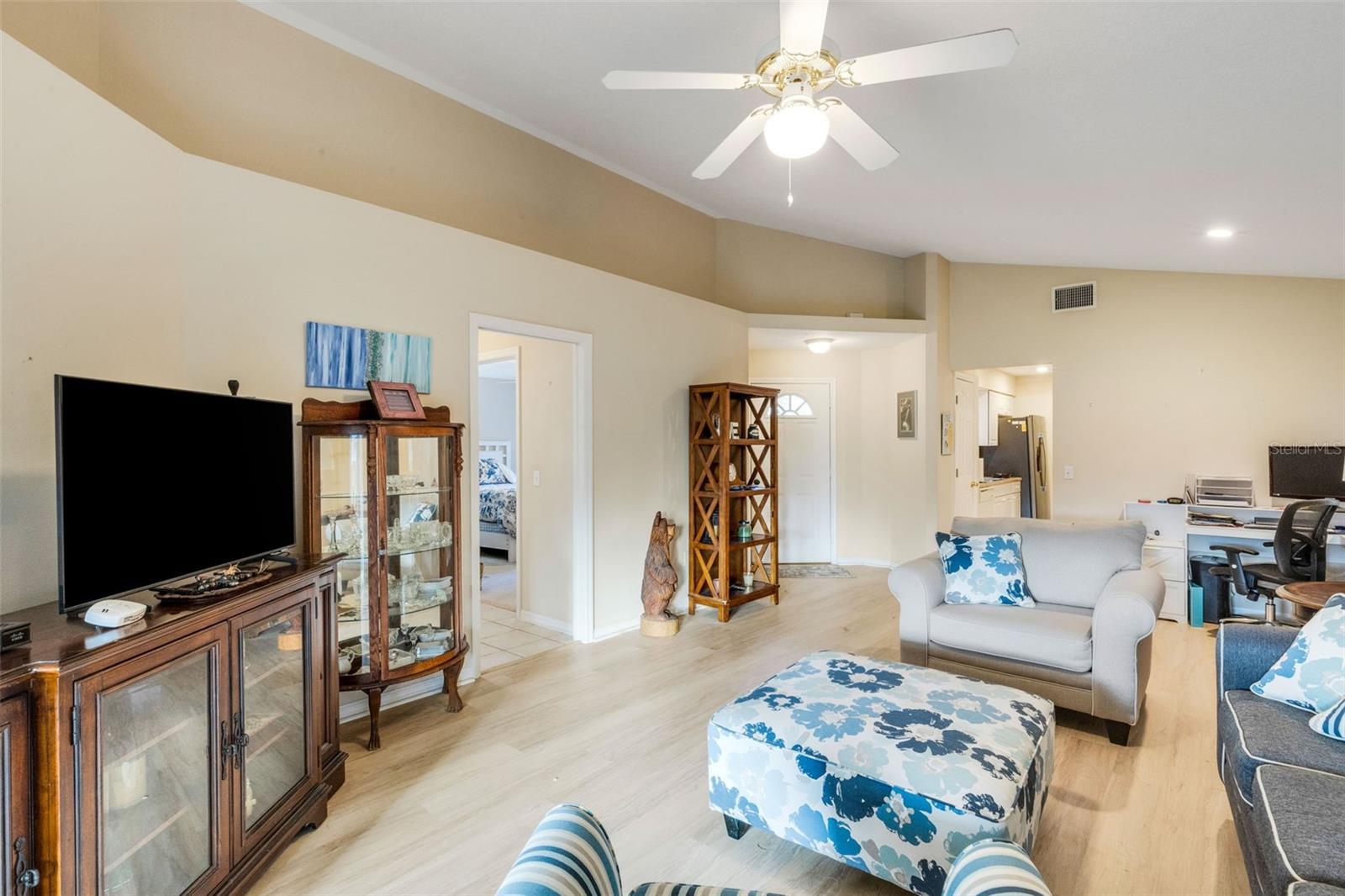 Image 7 of 21 For 4183 Cobblestone Drive