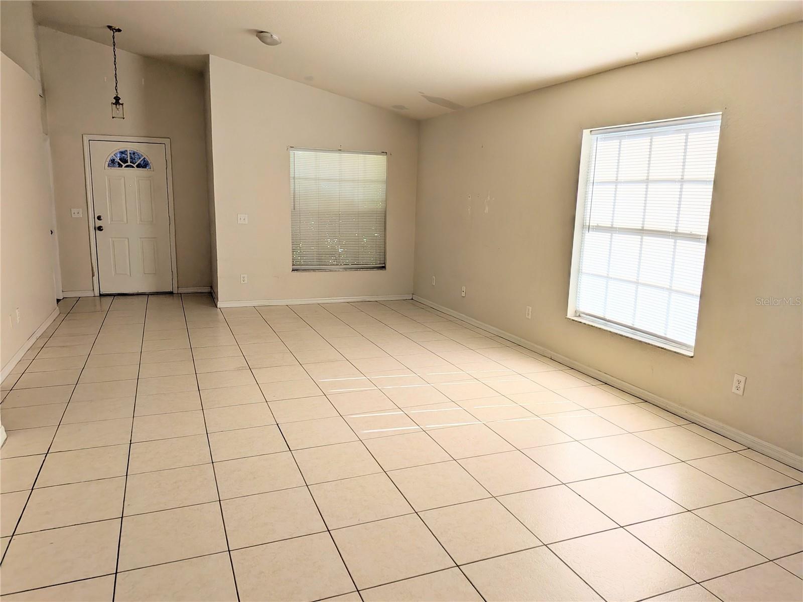 Image 4 of 12 For 3215 Grand Pines Drive